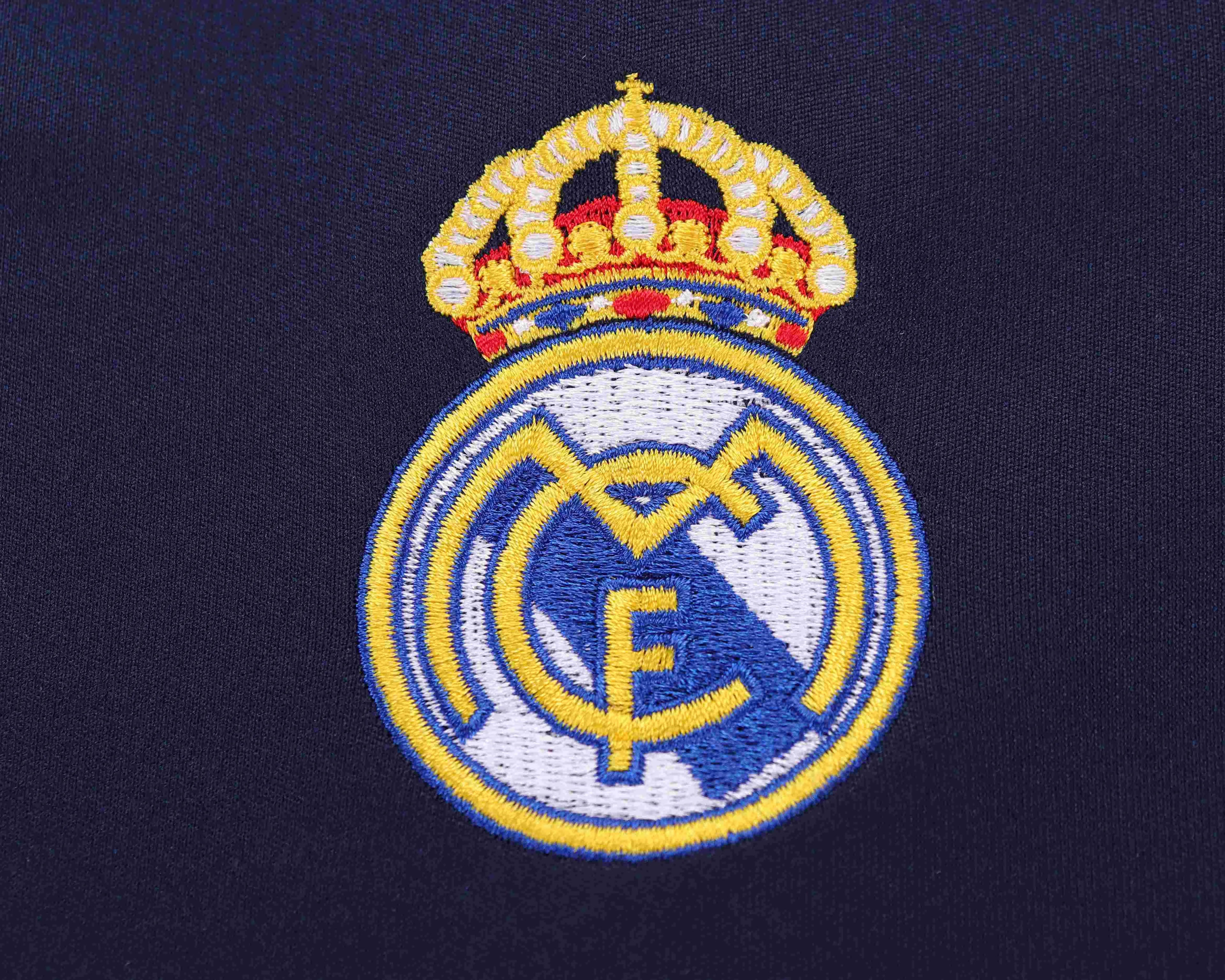 2005-2006 Retro Real Madrid Away