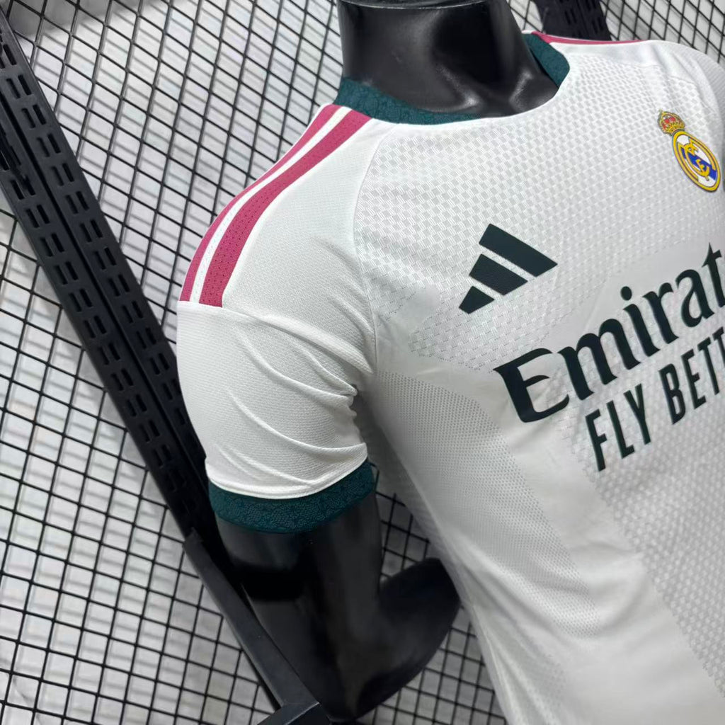2026/2027 Player Version Real Madrid Home Football Jersey 1:1 Thai quality topjersey