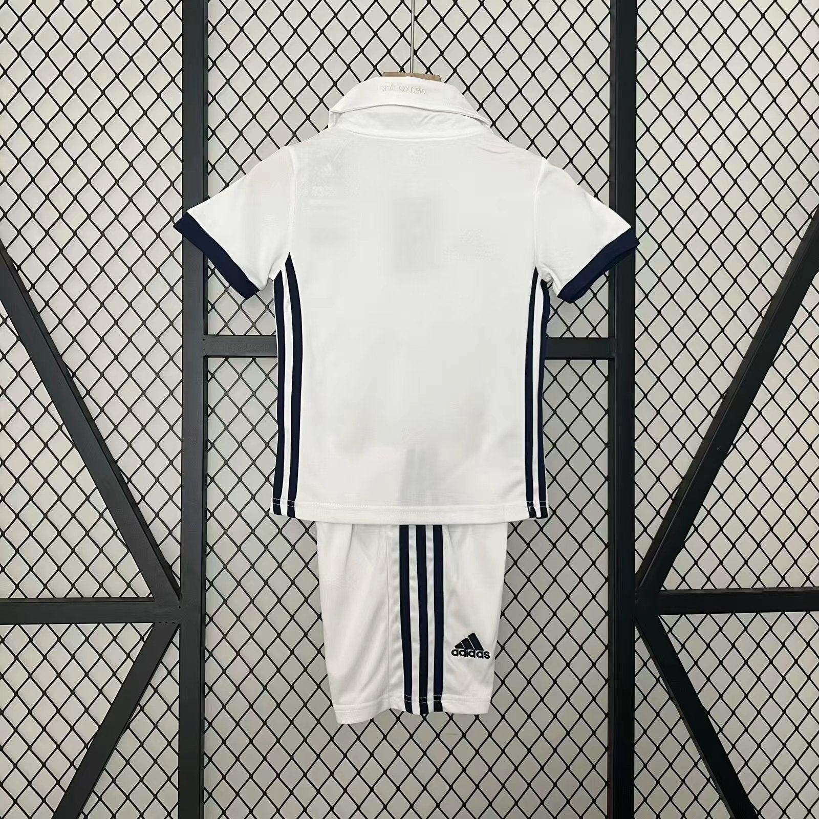 2016/2017 Retro Real Madrid Home