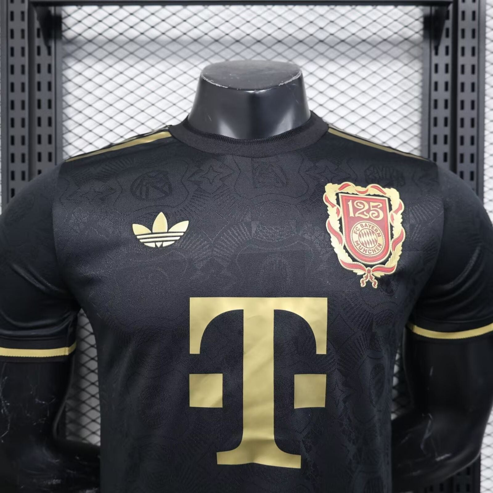 2025/2026 Player Version Bayern Munich 125th Anniversary Black Edition