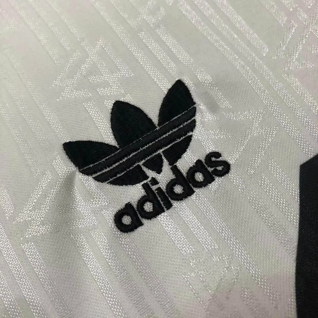 1990 Retro