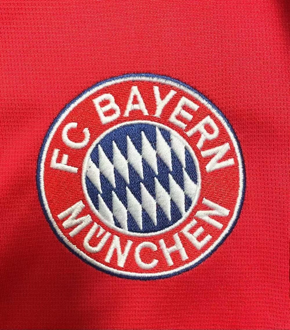 2002/2003 Retro Bayern Munich Home