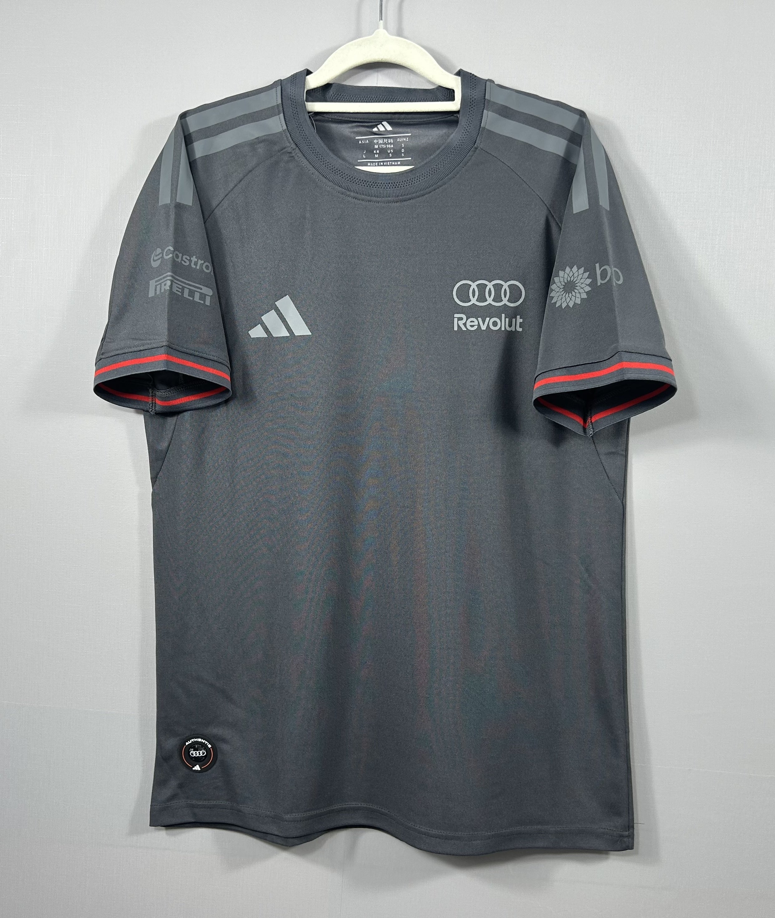 audi-2026-f1-suit-p2209133