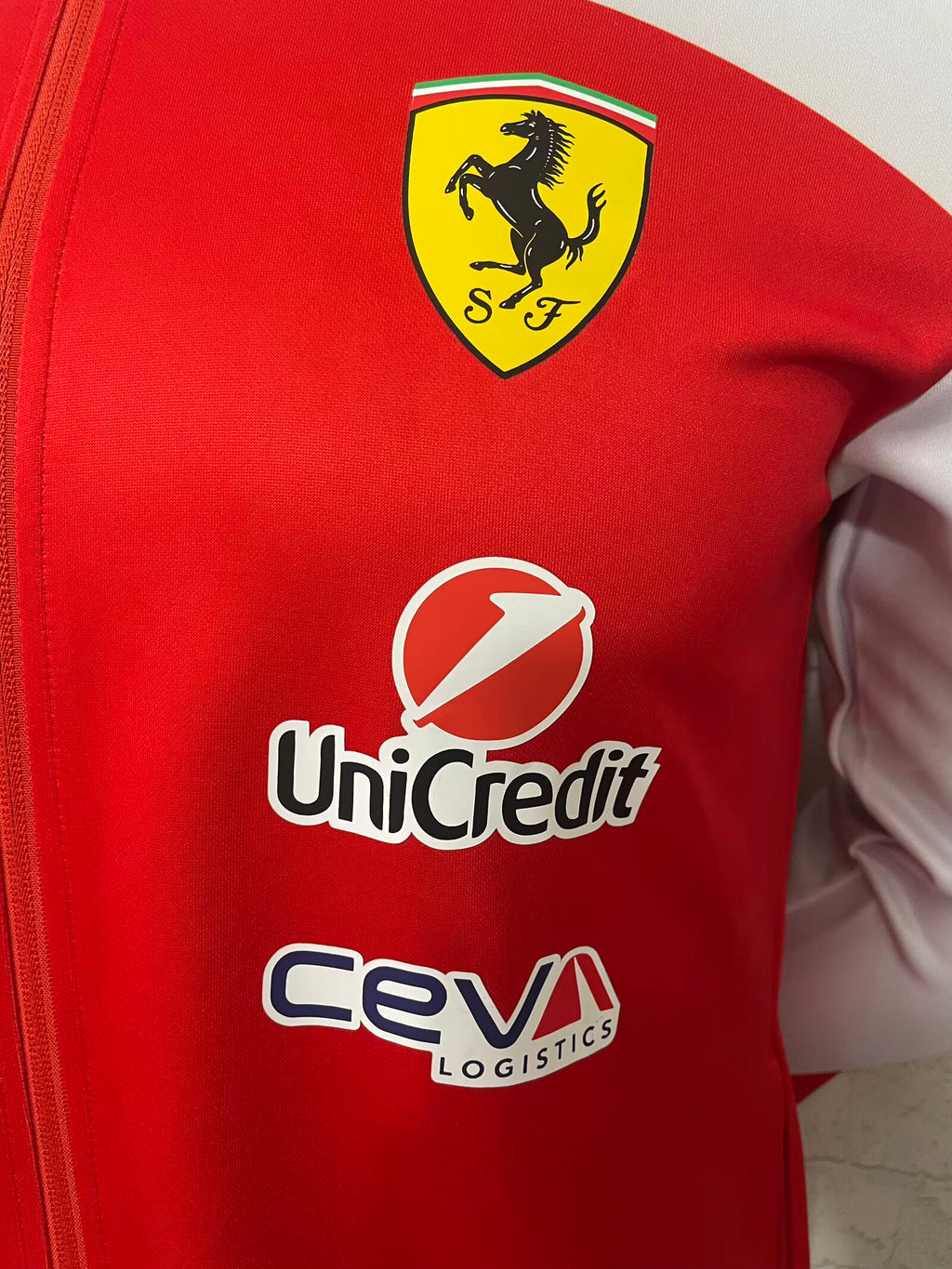 ferrari-2026-f1-jacket-p2323151
