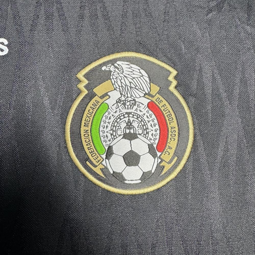 2010 Retro Mexico Away