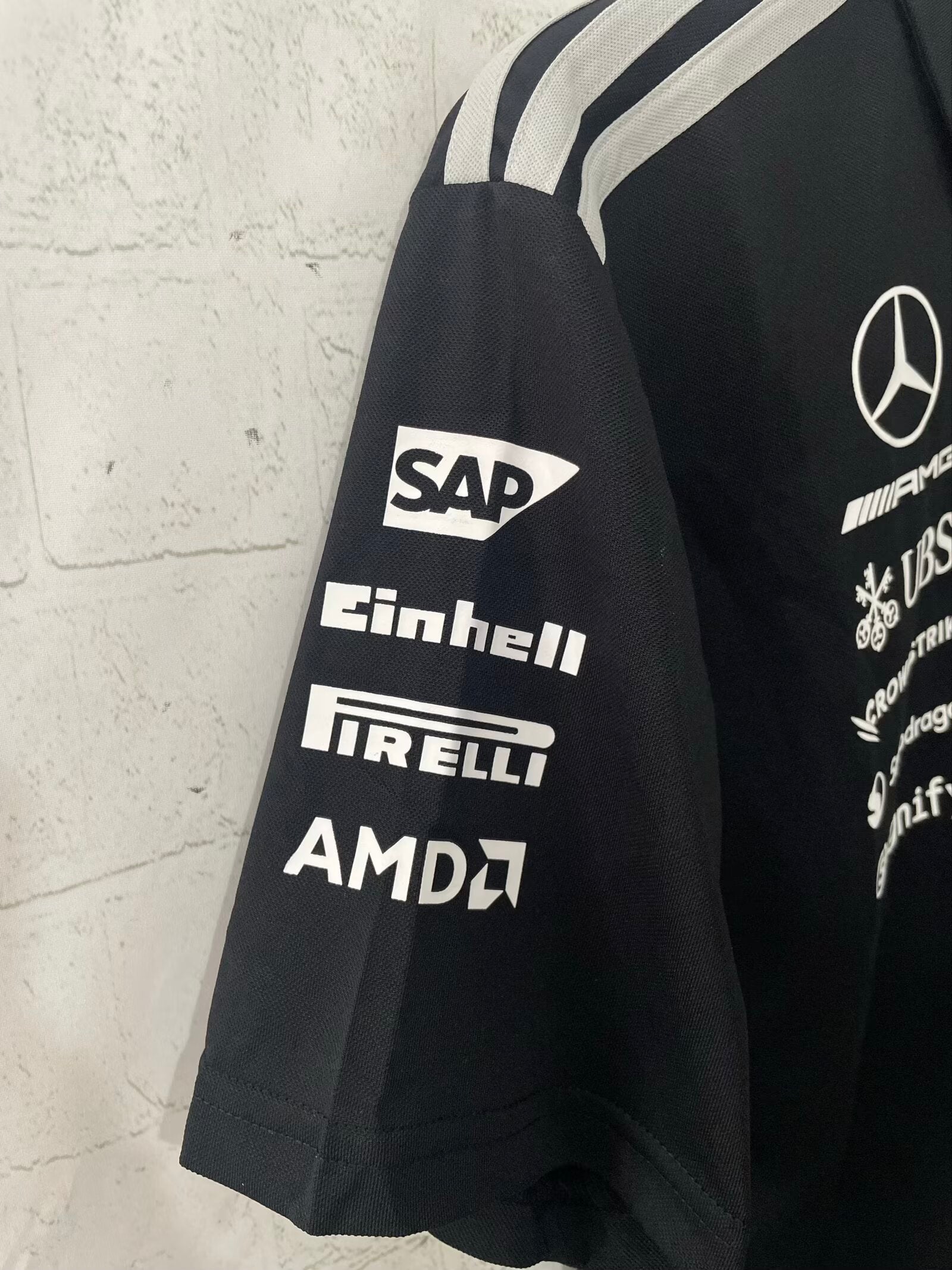 mercedes-2026-f1-racing-suit-p1802451