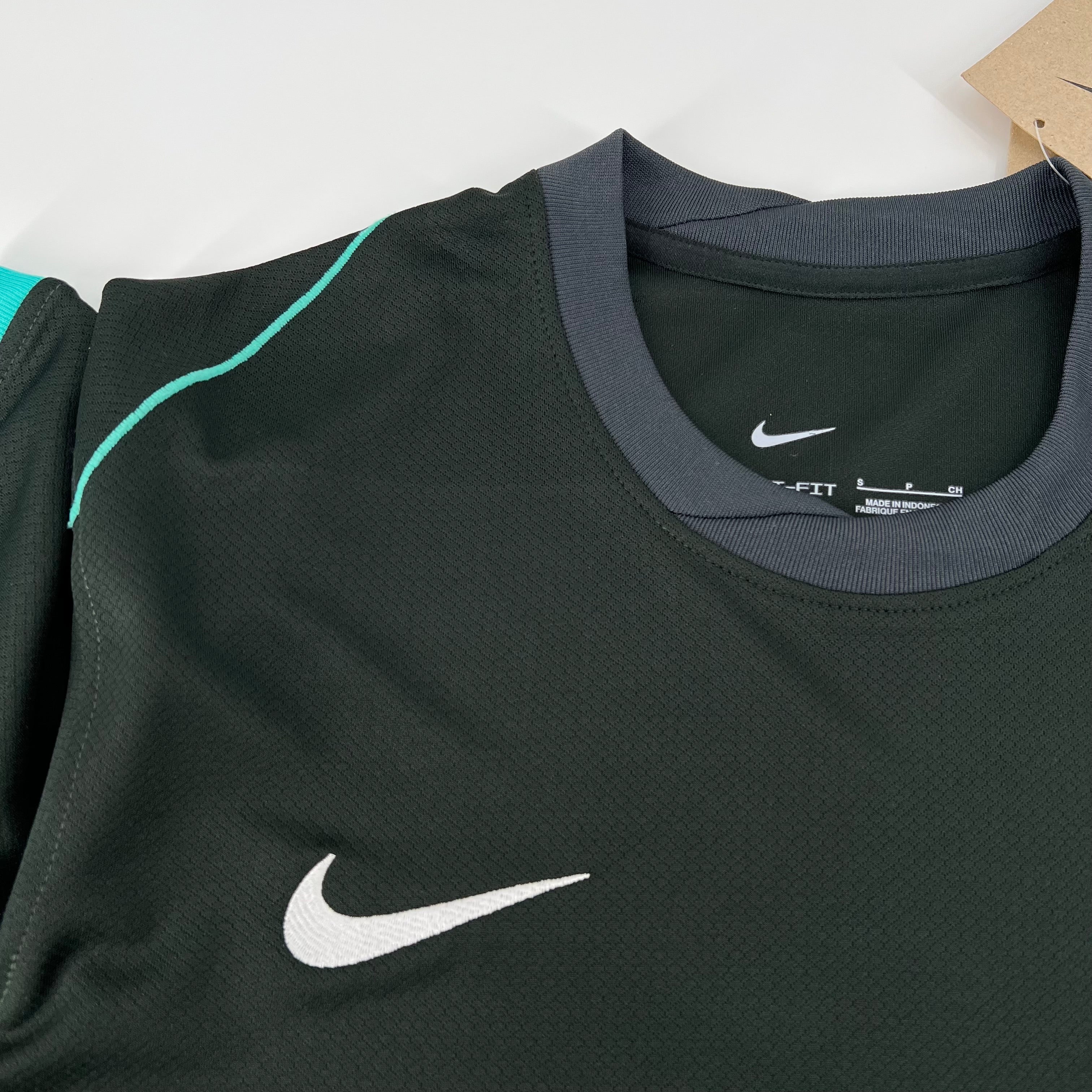 2024/2025 Liverpool Away