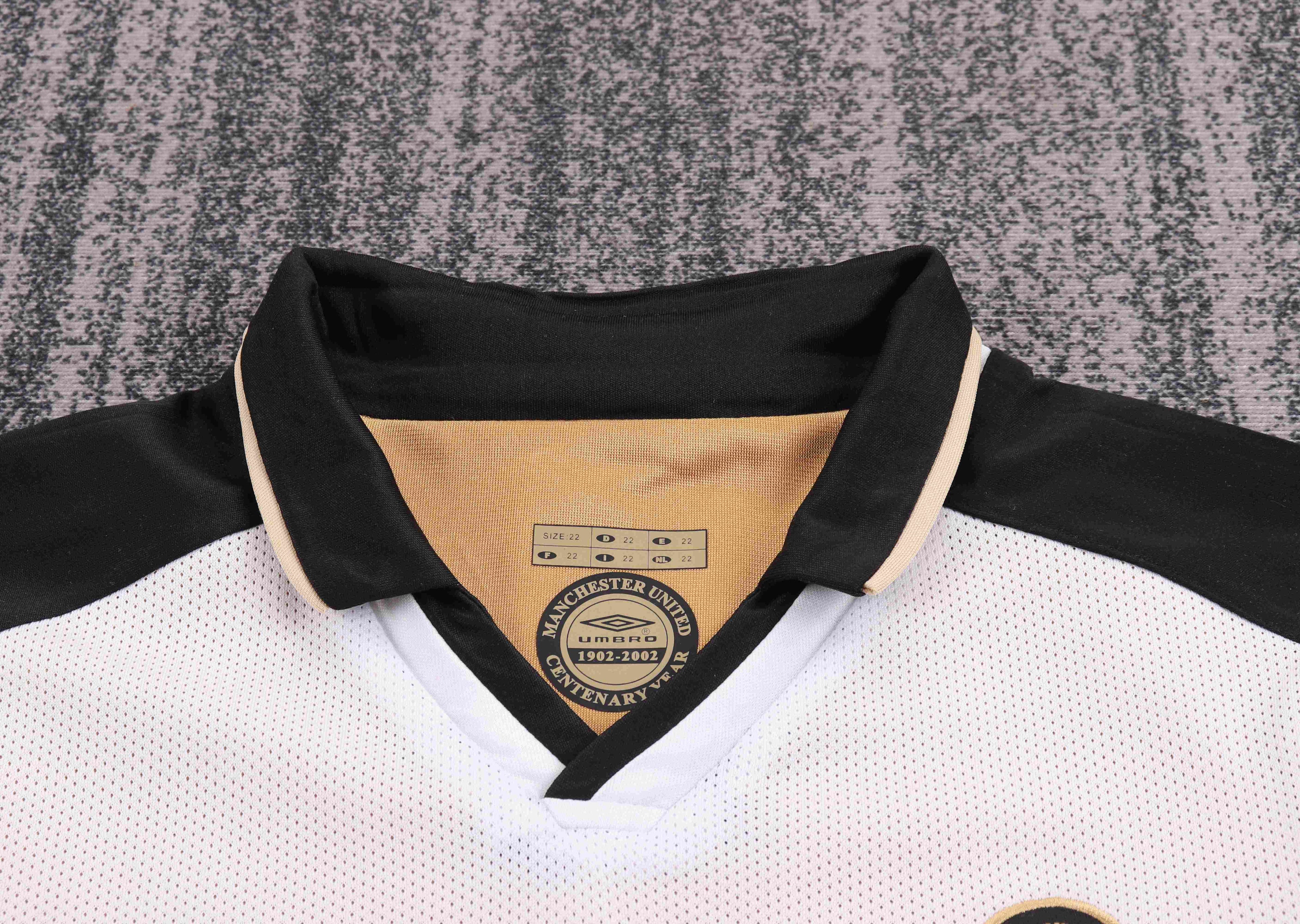 2001-2002 Retro Manchester United 100th Anniversary Edition