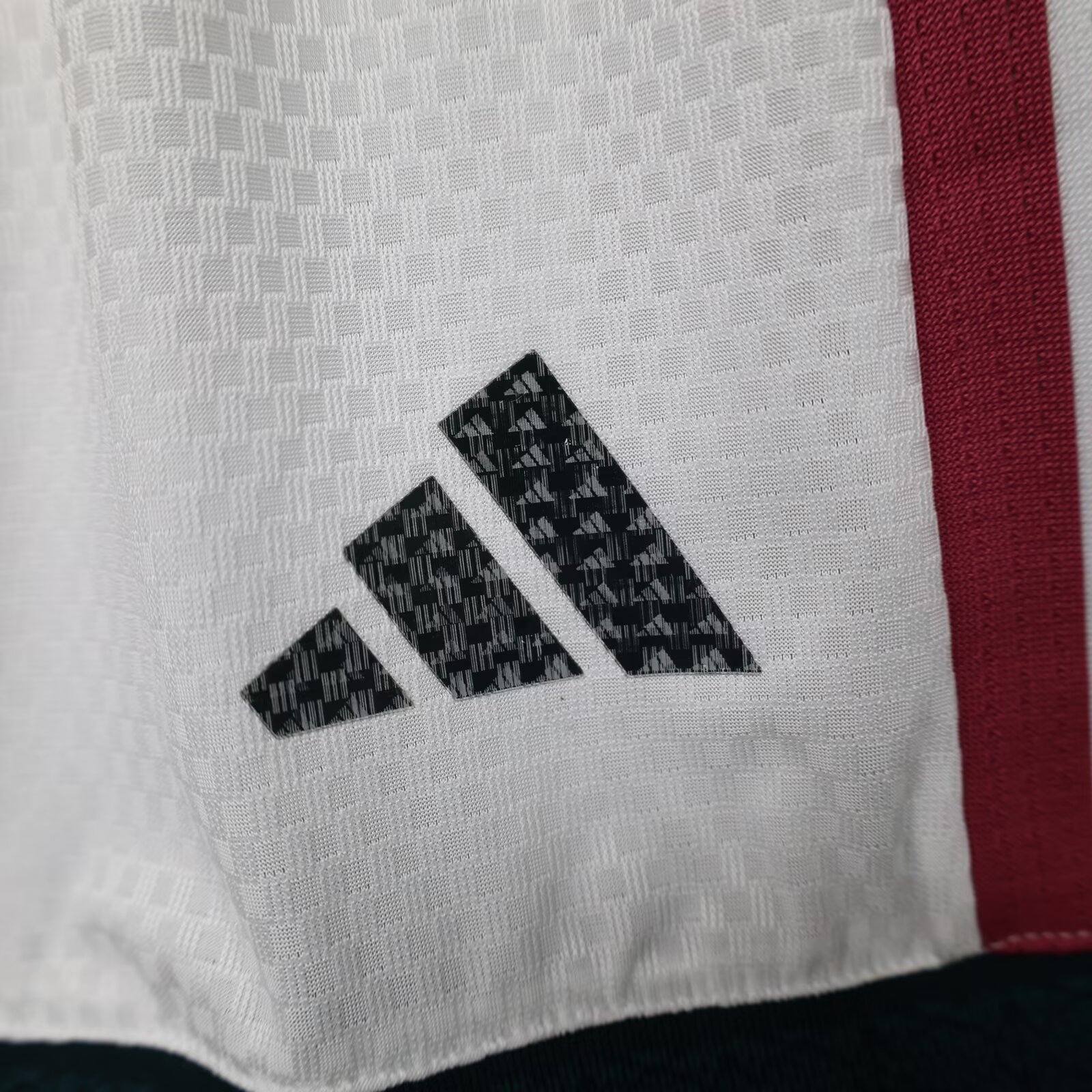 2026/2027 Player Version Real Madrid Home Shorts 1:1 Thai Quality
