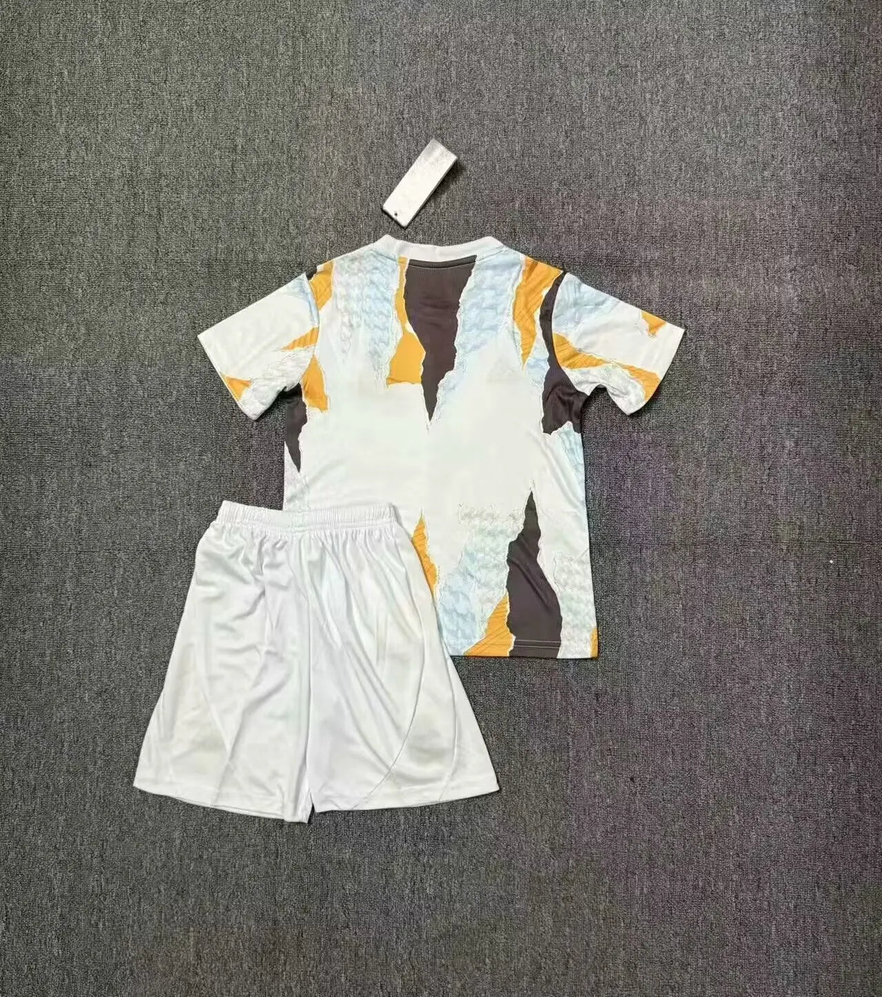 2025/2026 Real Madrid Pre-match training uniforms