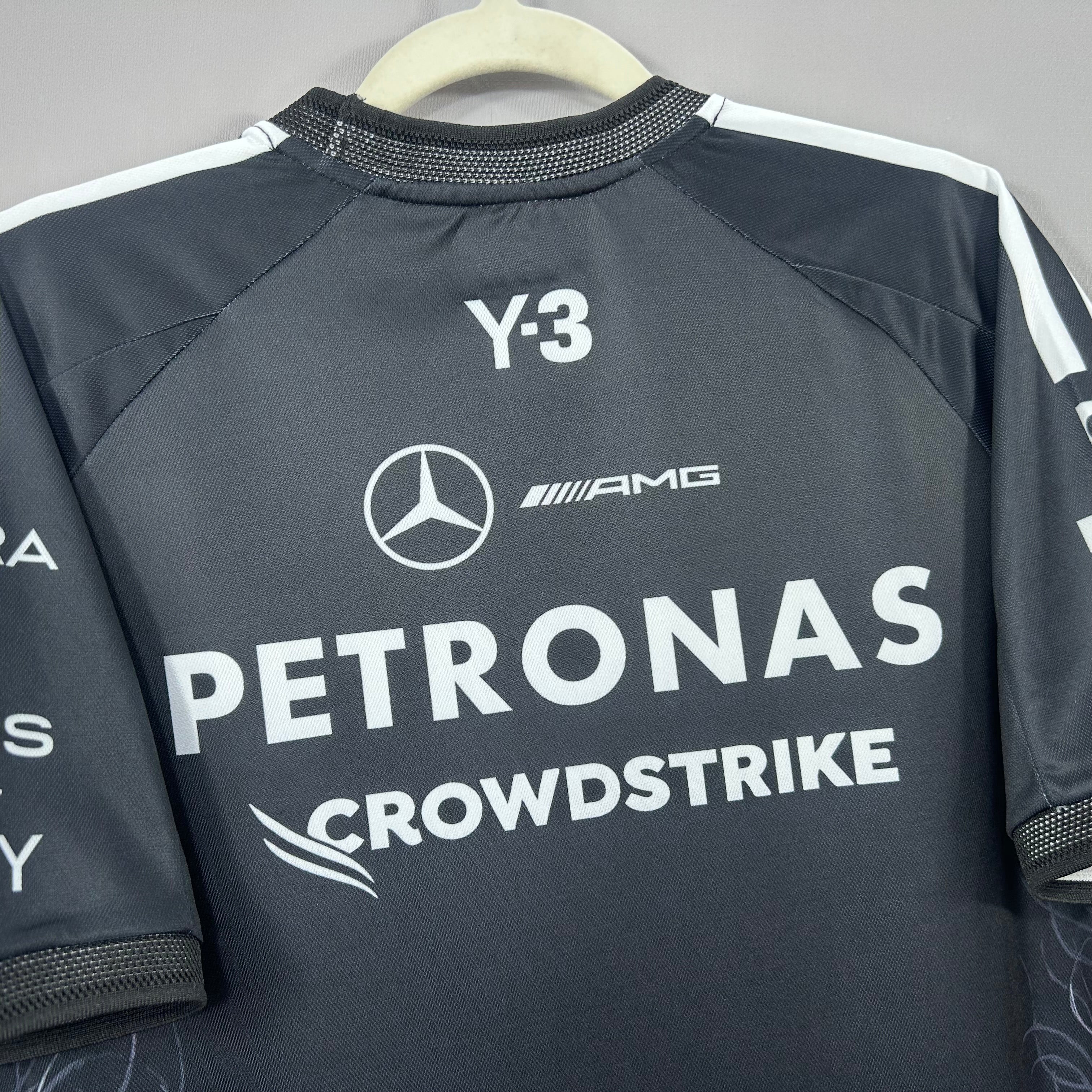 mercedes-2026-f1-racing-suit-p2209765