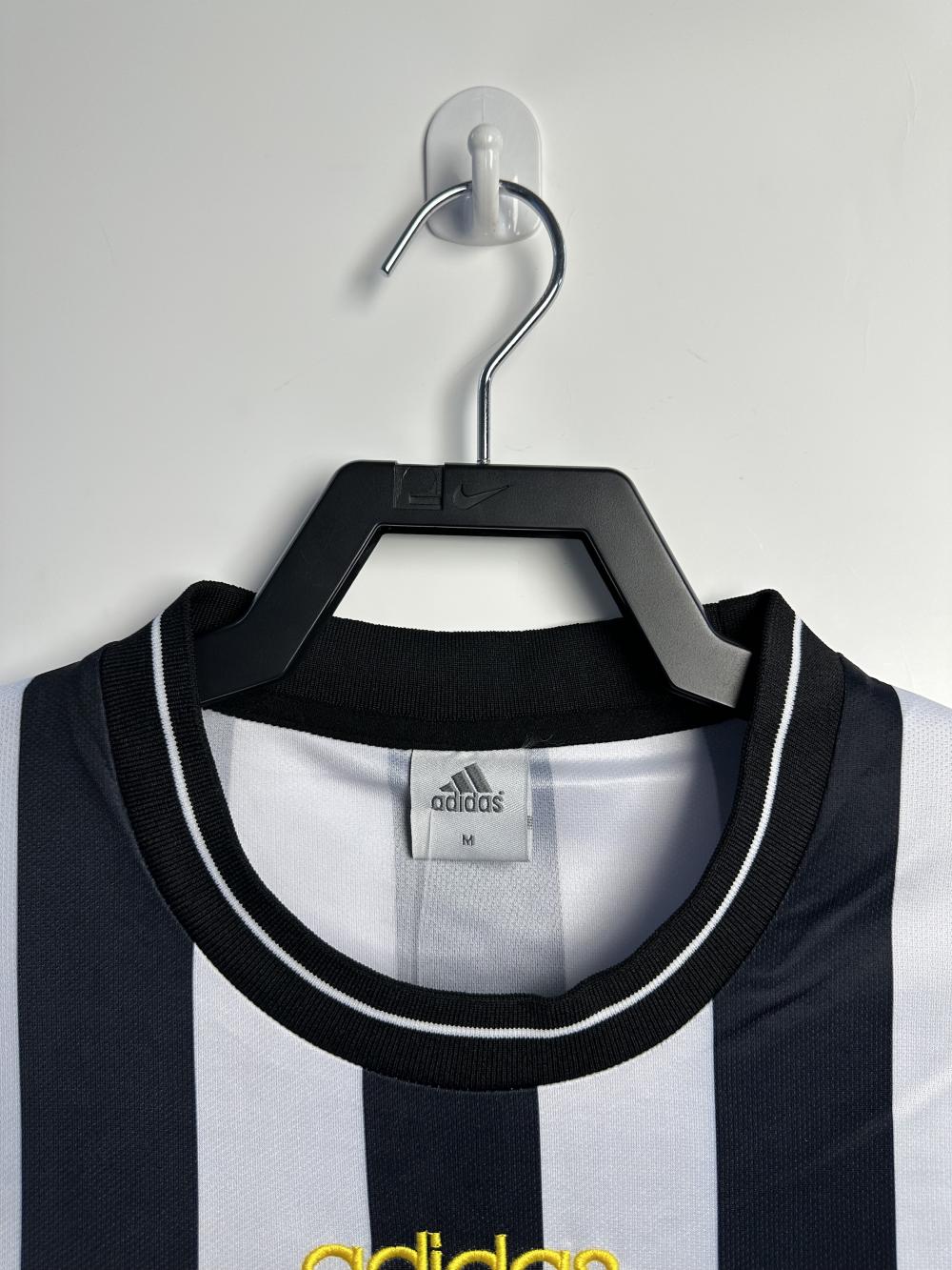 1997-1999 Retro Long Sleeve Newcastle United Home