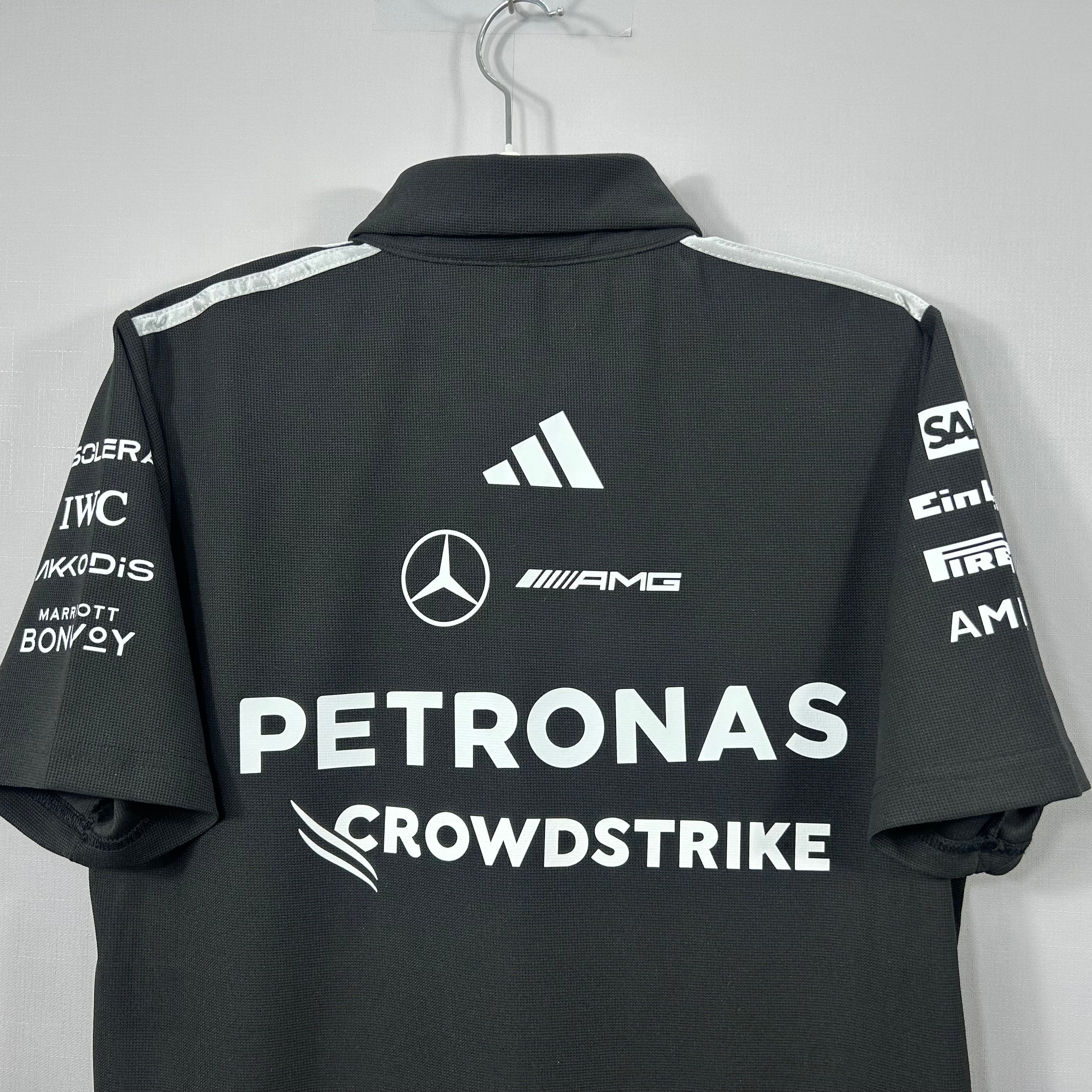 mercedes-2026-f1-racing-suit-p2209322