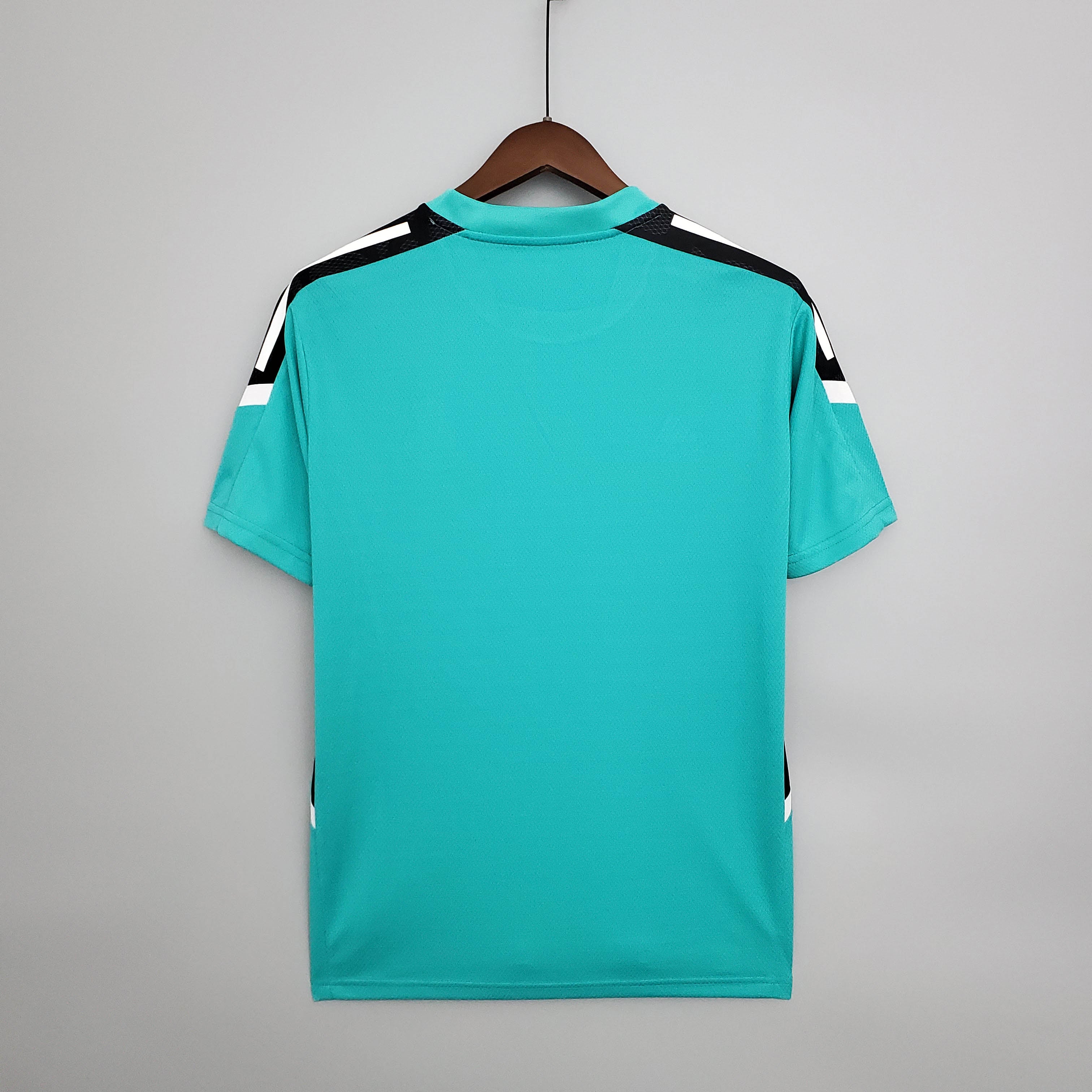 2021/2022 Real Madrid Training Wear