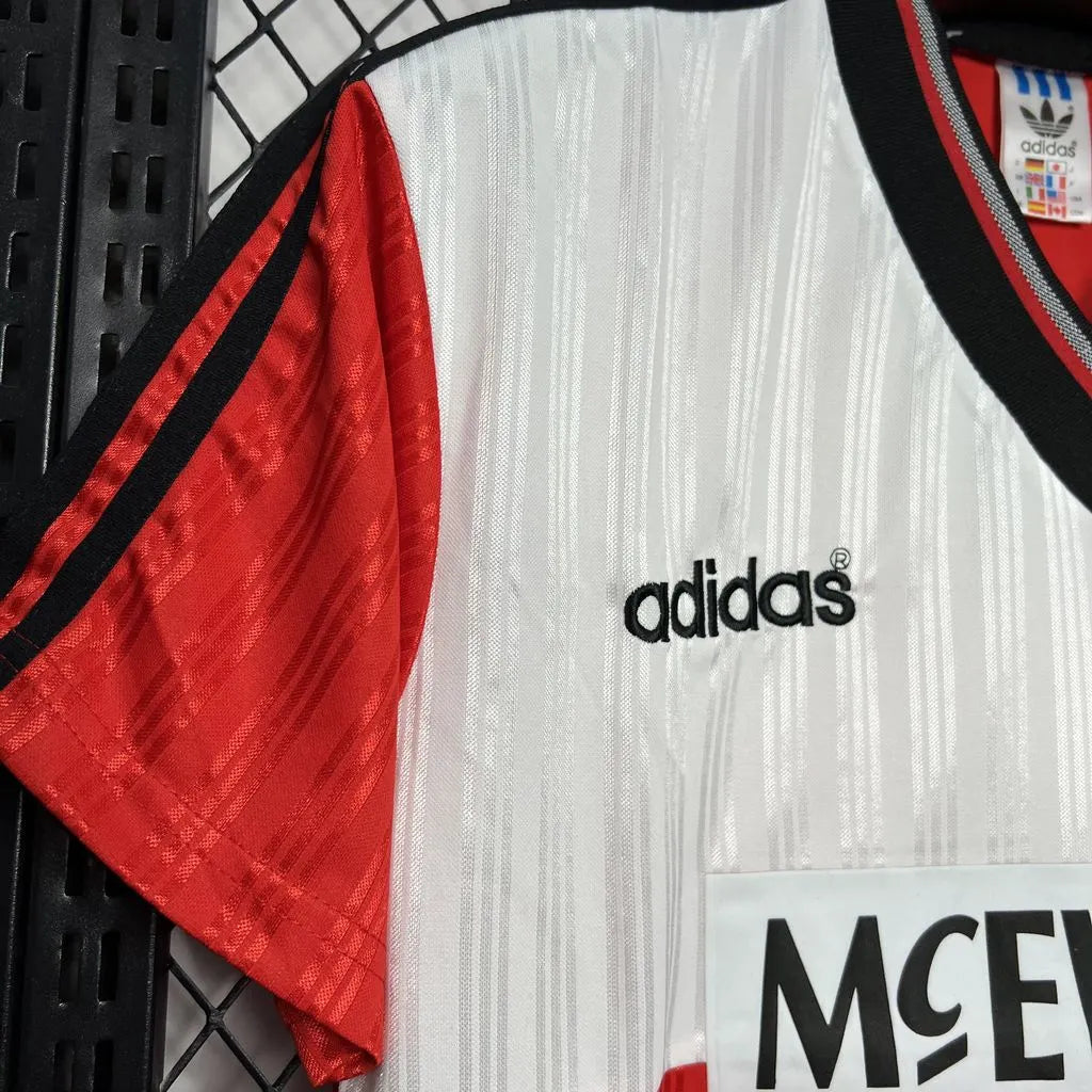 1995/1996 Retro Rangers Away