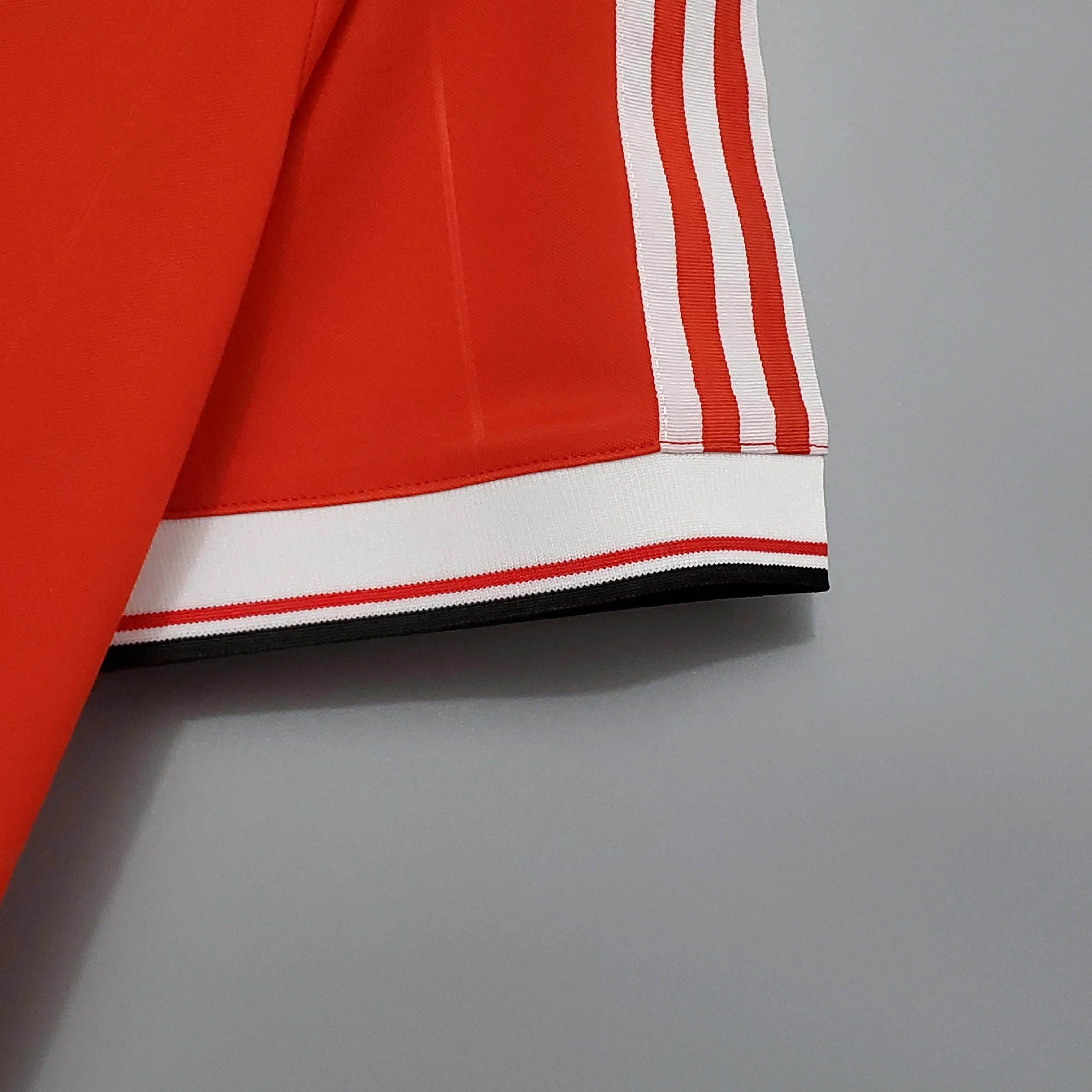 1983/1984 Retro Manchester United Home