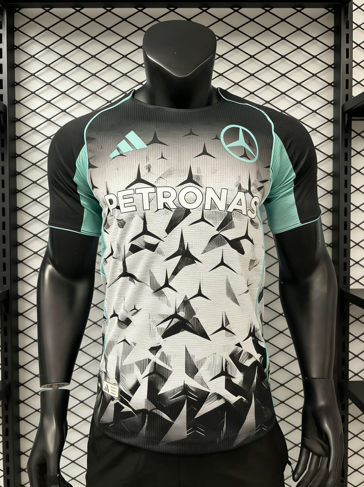 mercedes-2026-f1-jersey-p1946342