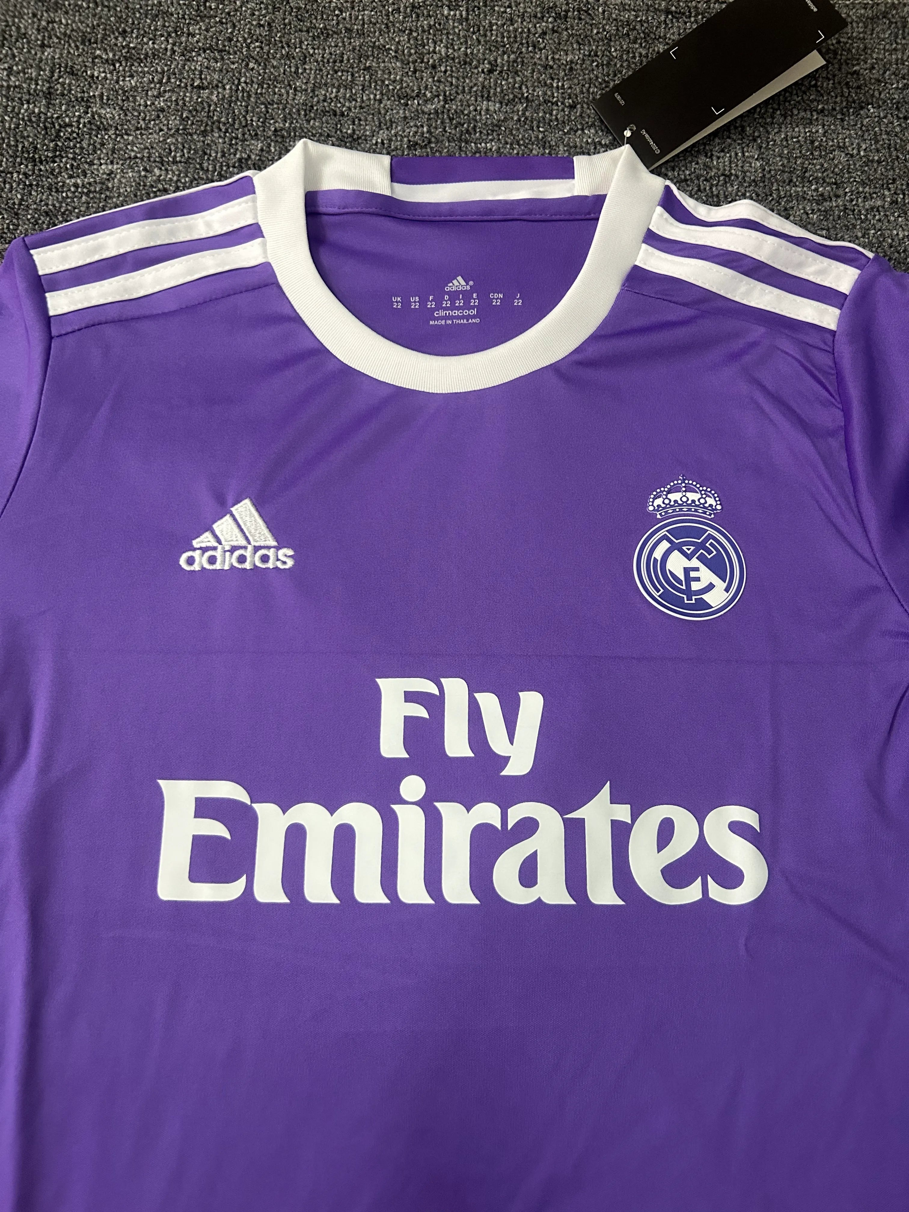 2016/2017 Retro Long Sleeve Real Madrid Away