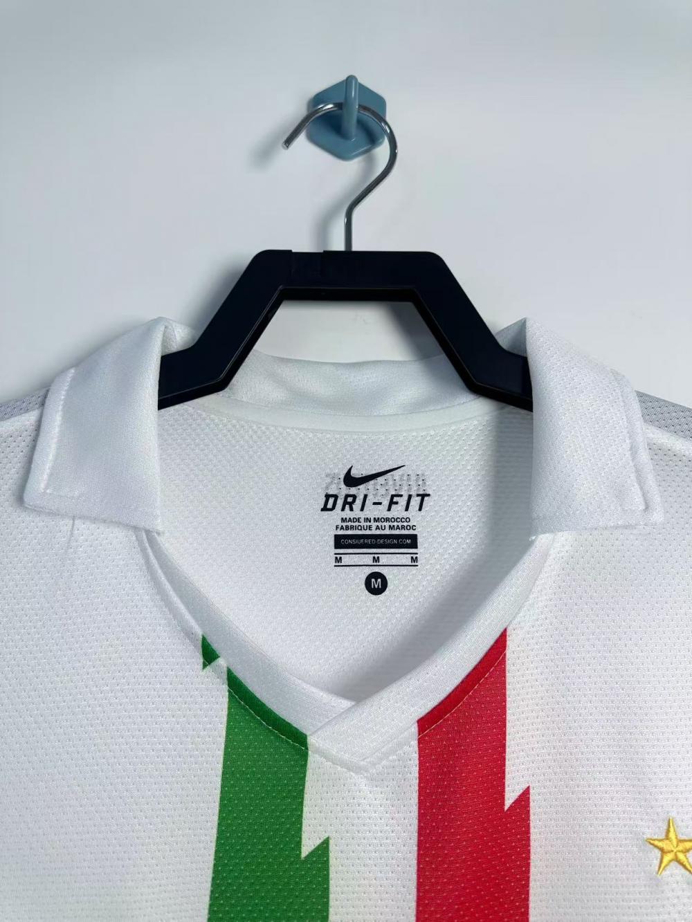 2010/2011 Retro Juventus Away