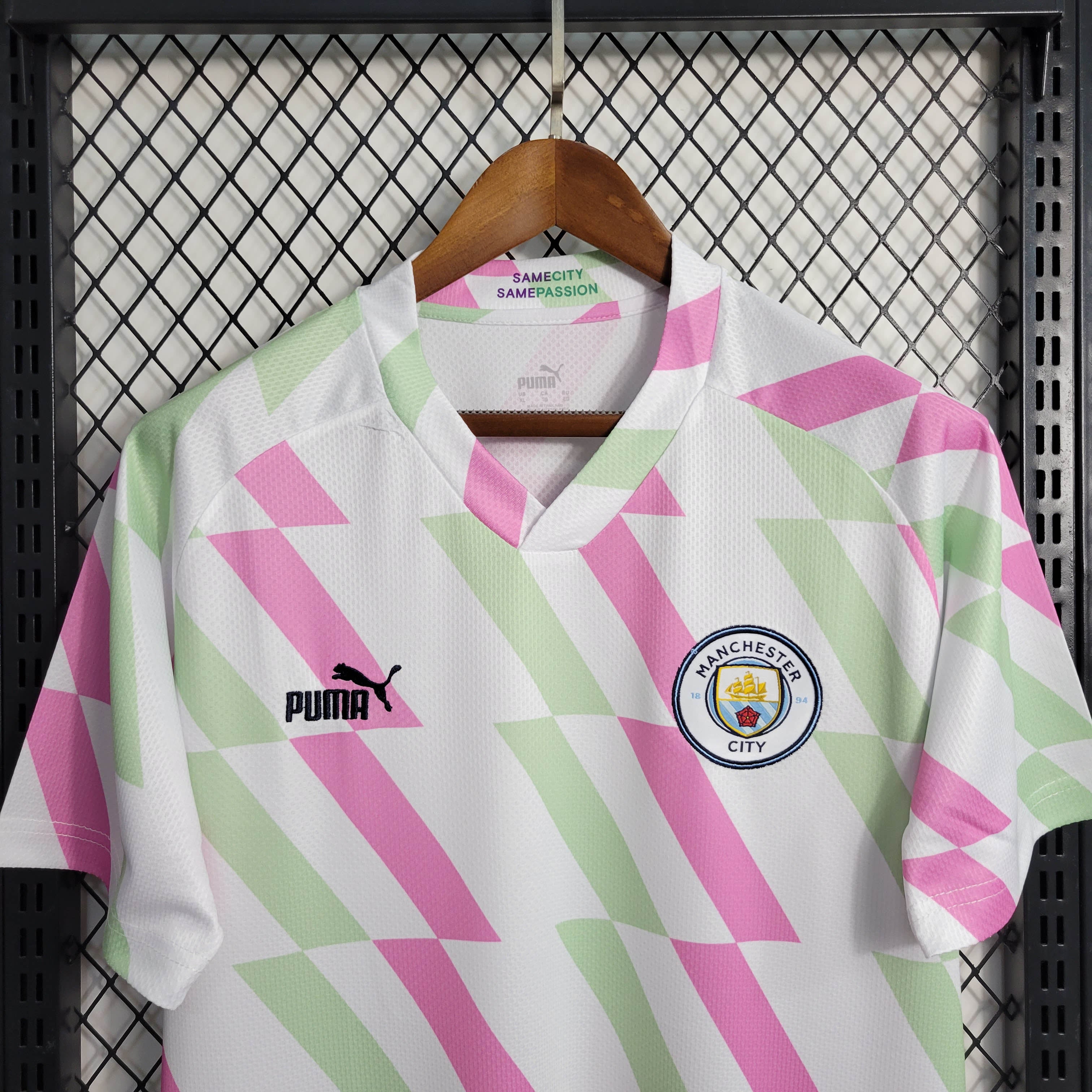 2023/2024 Manchester City Training Suit White