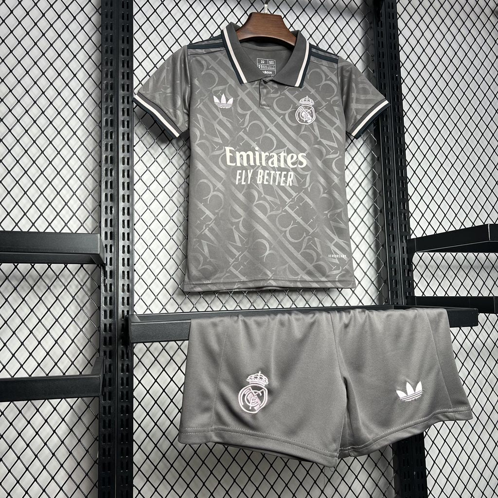 2024/2025 Real Madrid Third Away
