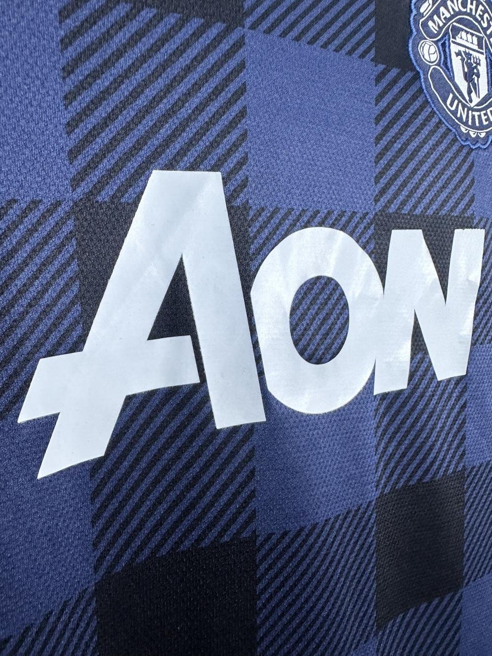 2013/2014 Retro Long Sleeve Manchester United Away