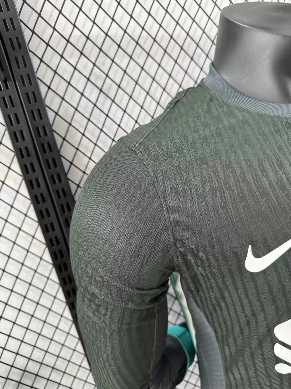 2024/2025 Long Sleeve Liverpool Away Player Version