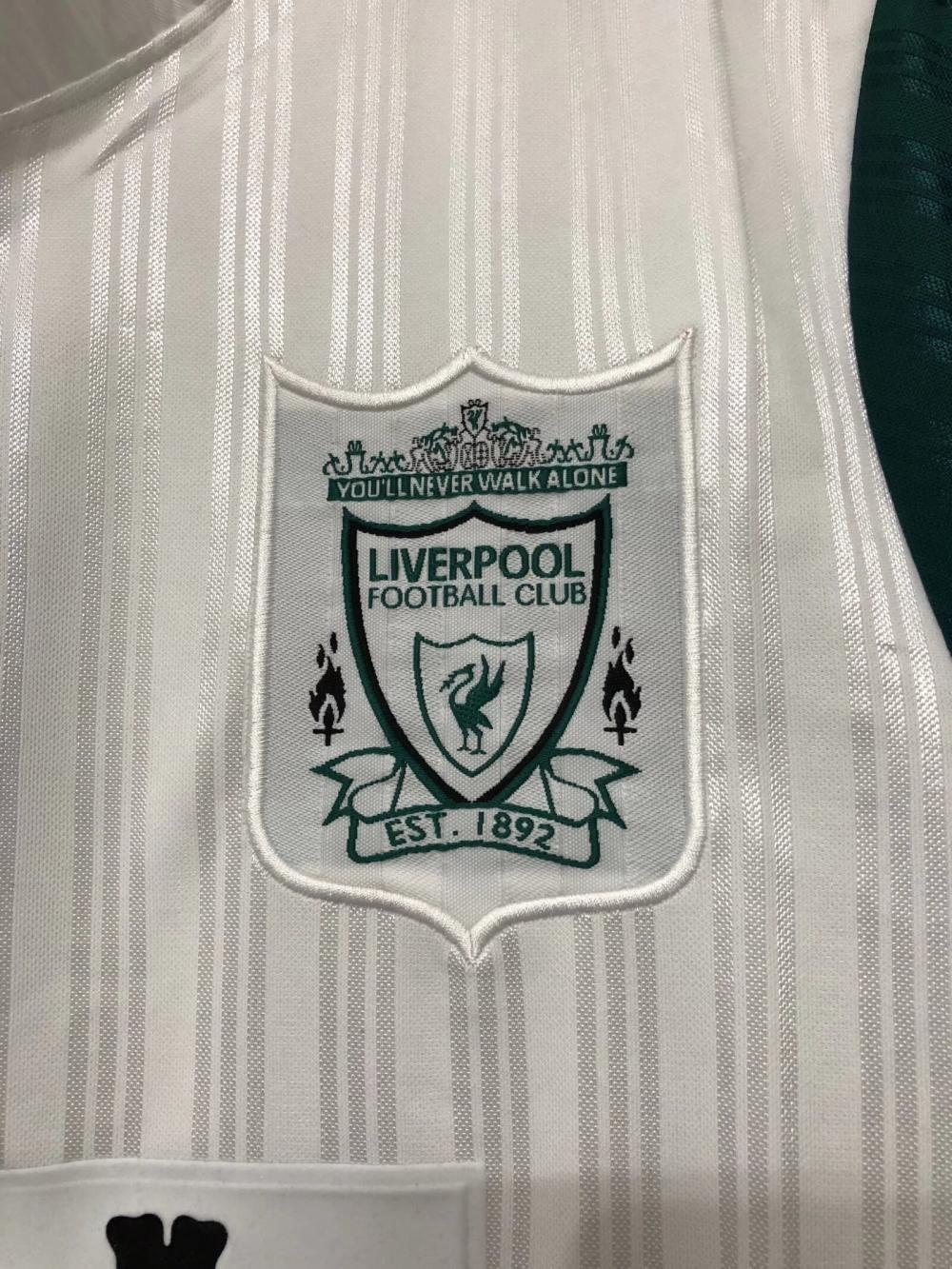 1995/1996 Retro Liverpool Away