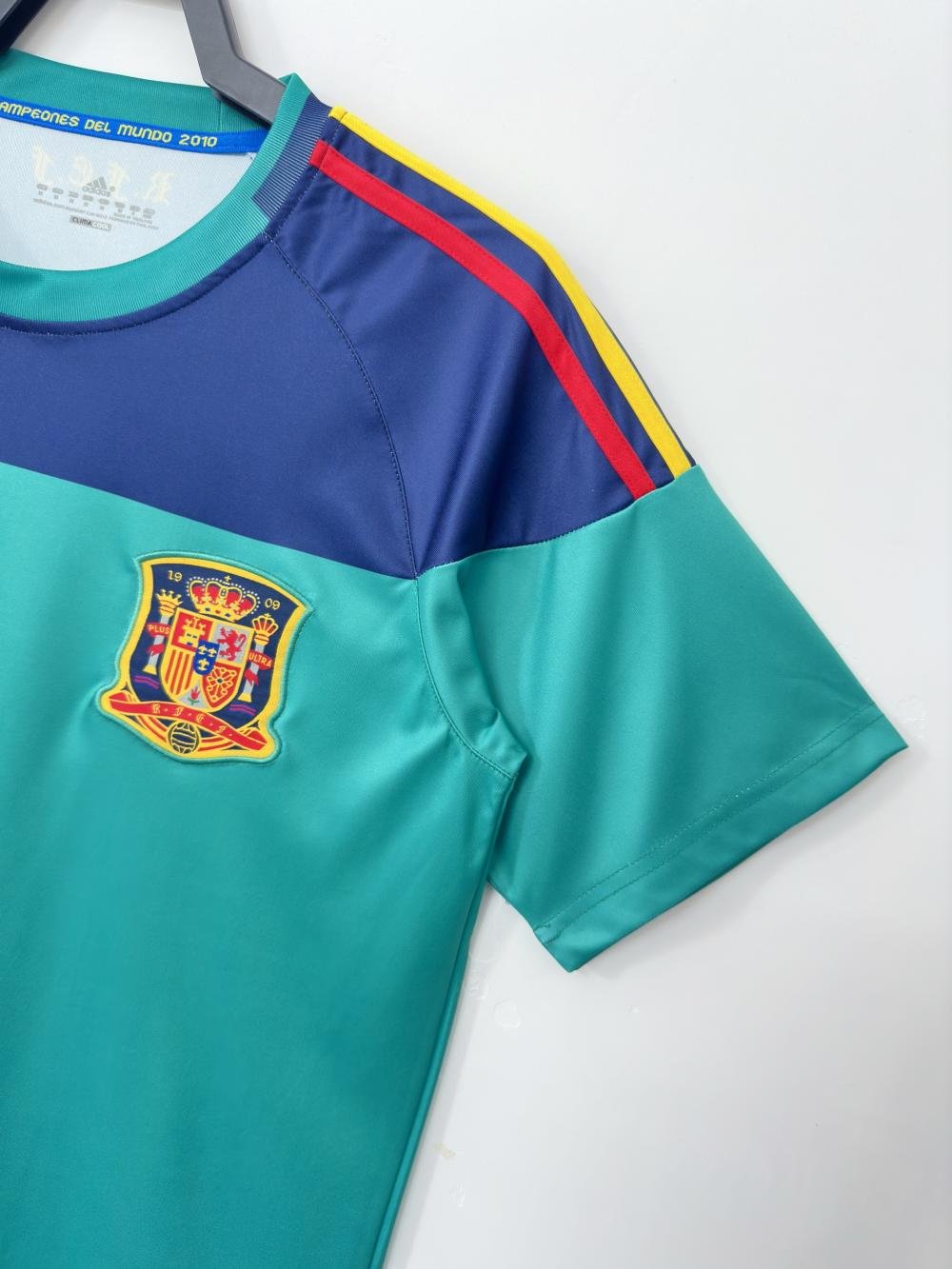 2010 Retro Spain Goalkeeper Soccer Shirt