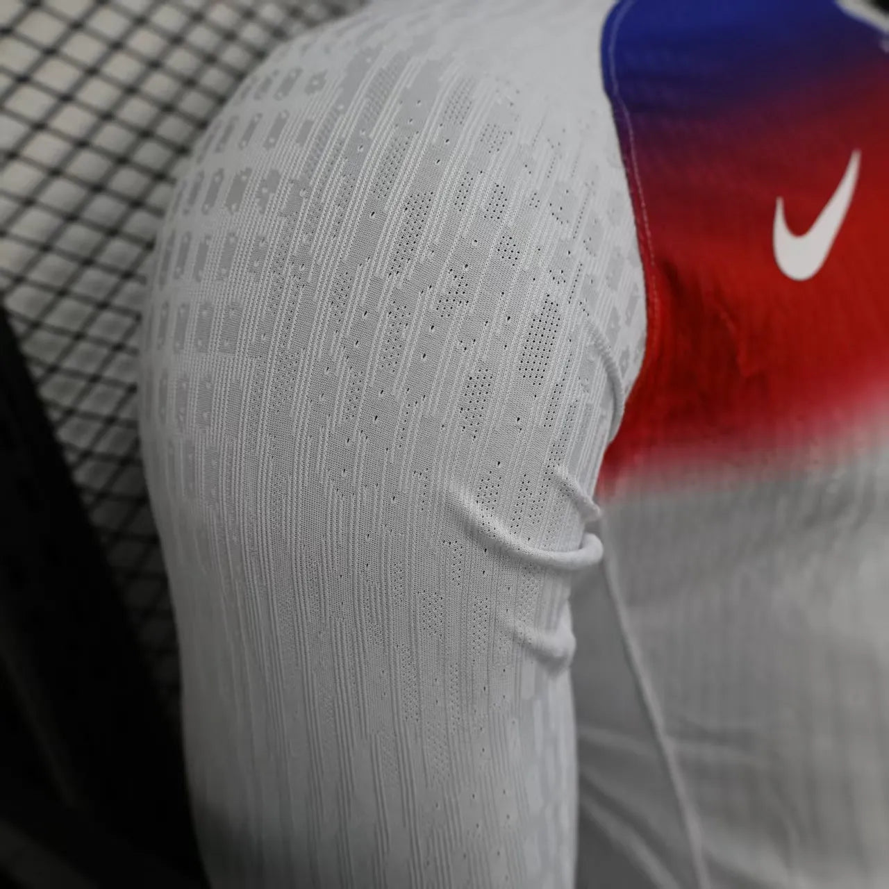 2025/2026 Long Sleeve Player Version England Home