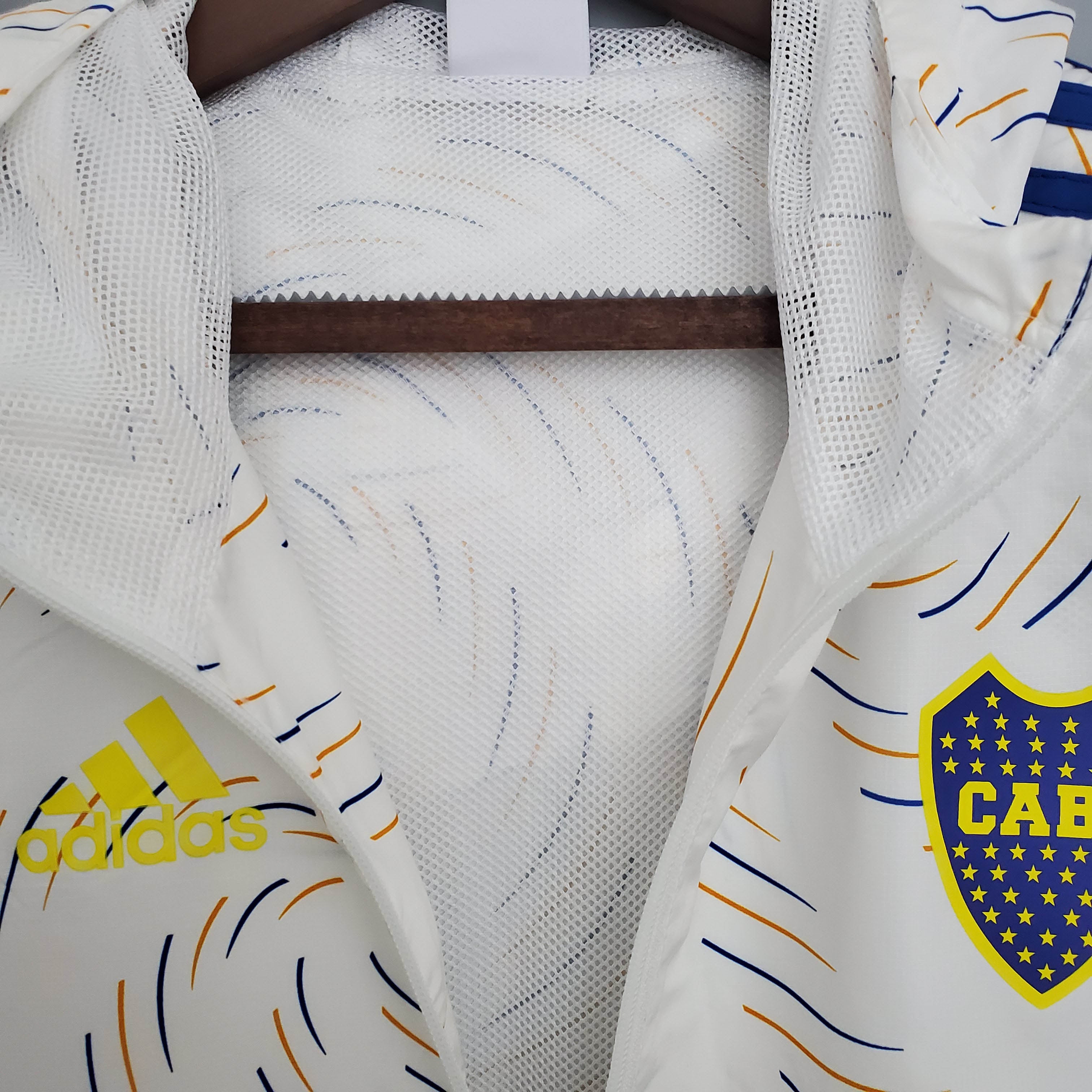 Windbreaker White Boca Juniors Jersey