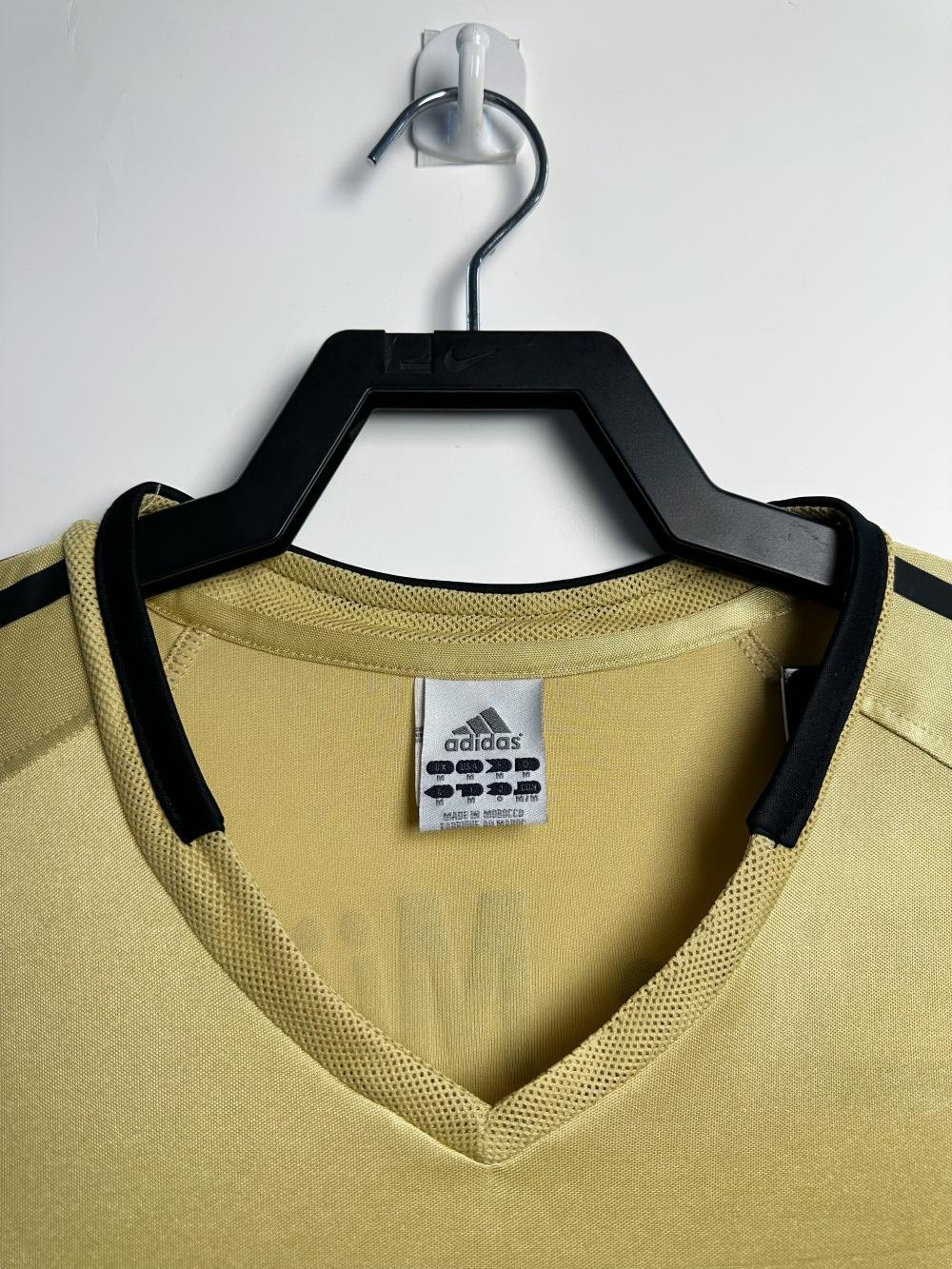 2003/2004 Retro Bayern Munich Away