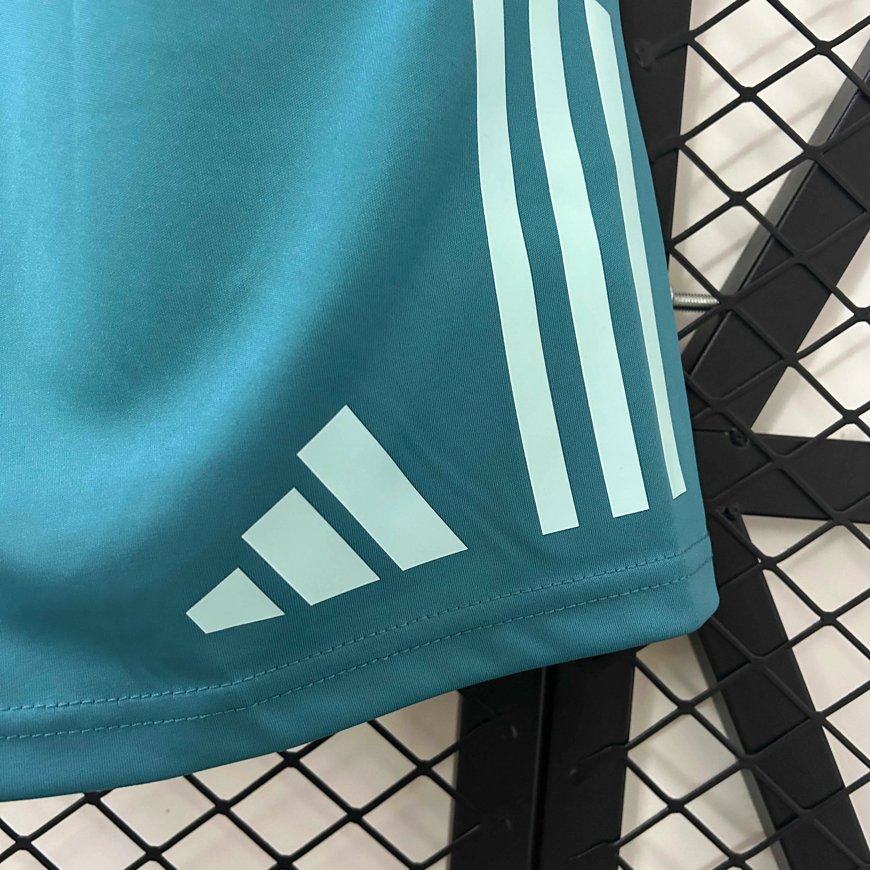 2025/2026 Wolverhampton Wanderers Away Shorts