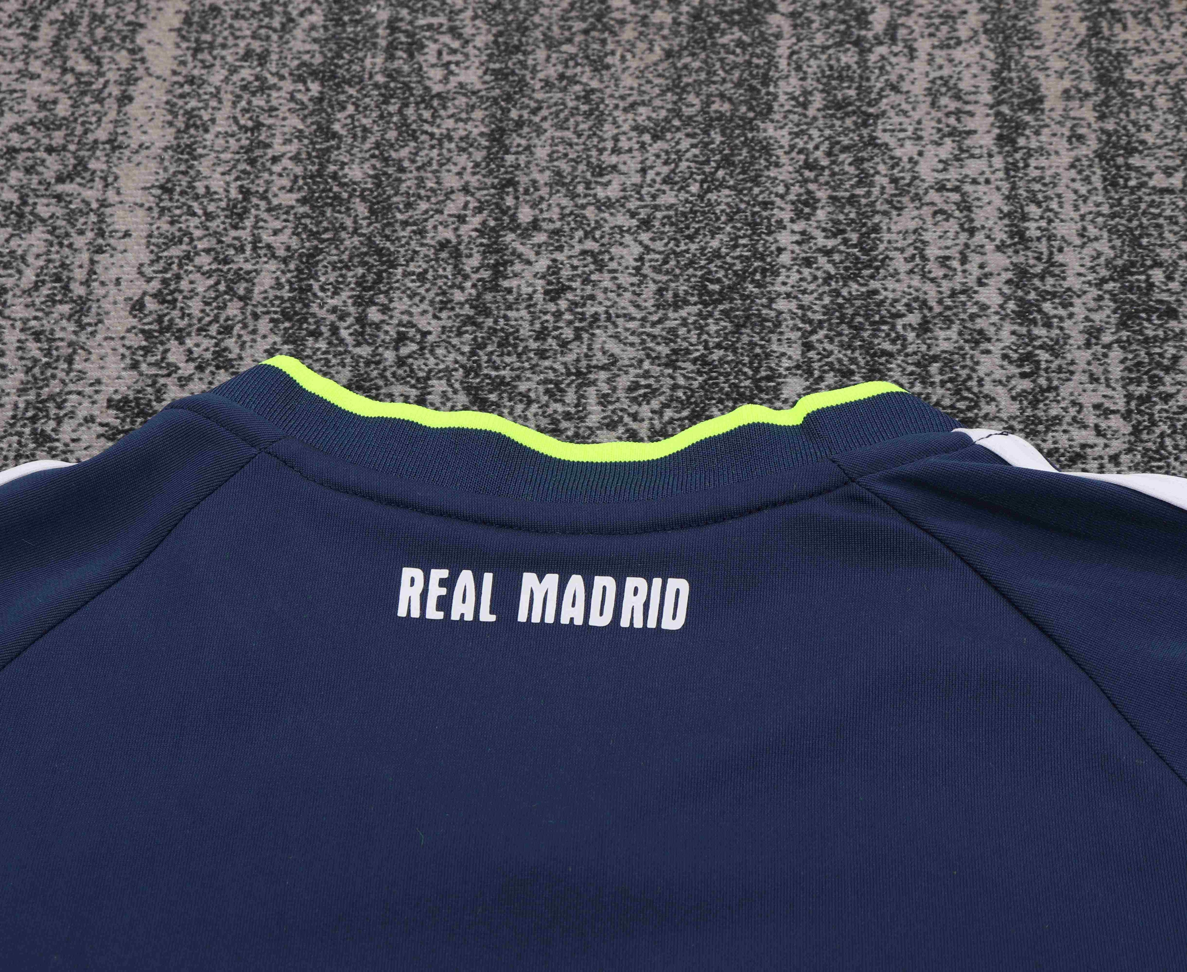 2010-2011 Retro Real Madrid Away