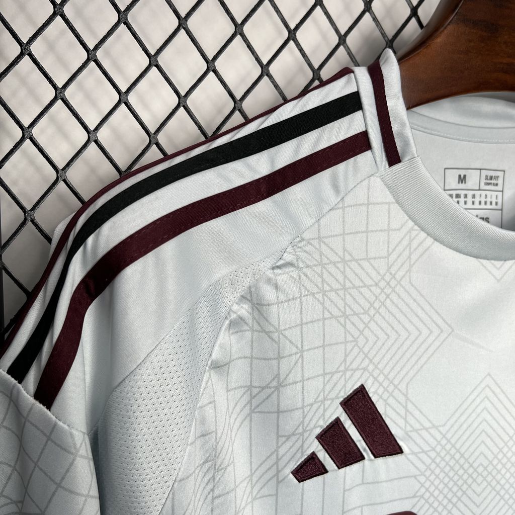 2024/2025 Ajax Third Away