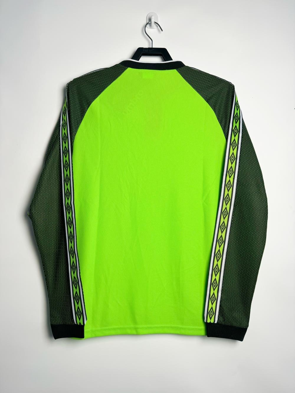 1998-1999 Retro Long Sleeve Manchester United Goalkeeper