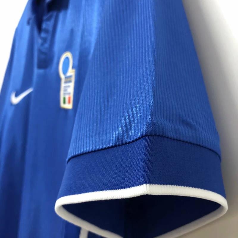 1998 Retro Italy Home Soccer Shirt