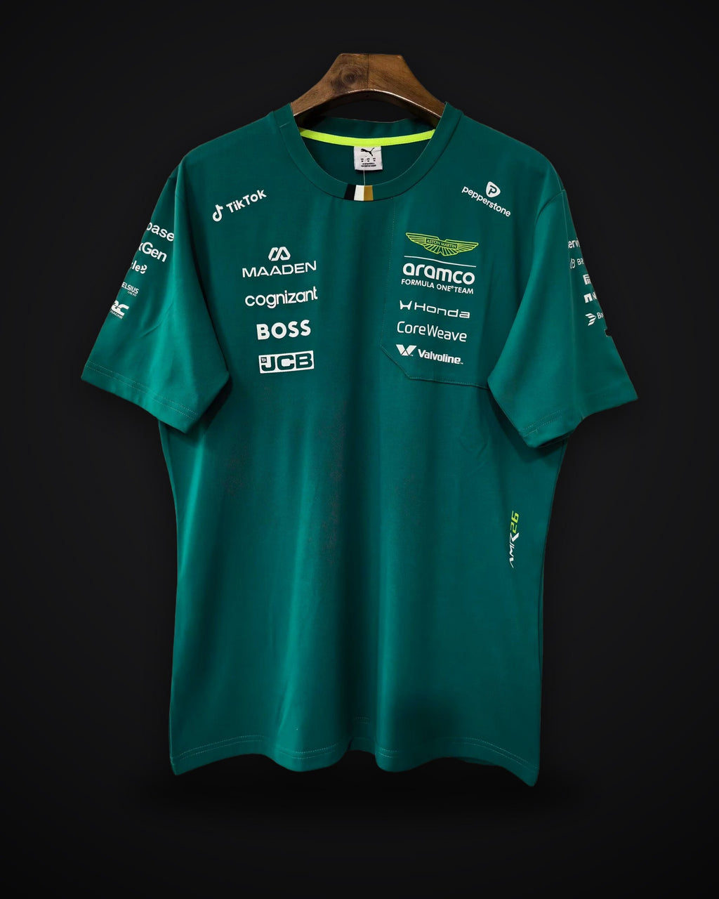 aston-martin-2026-f1-racing-suit-p1947175