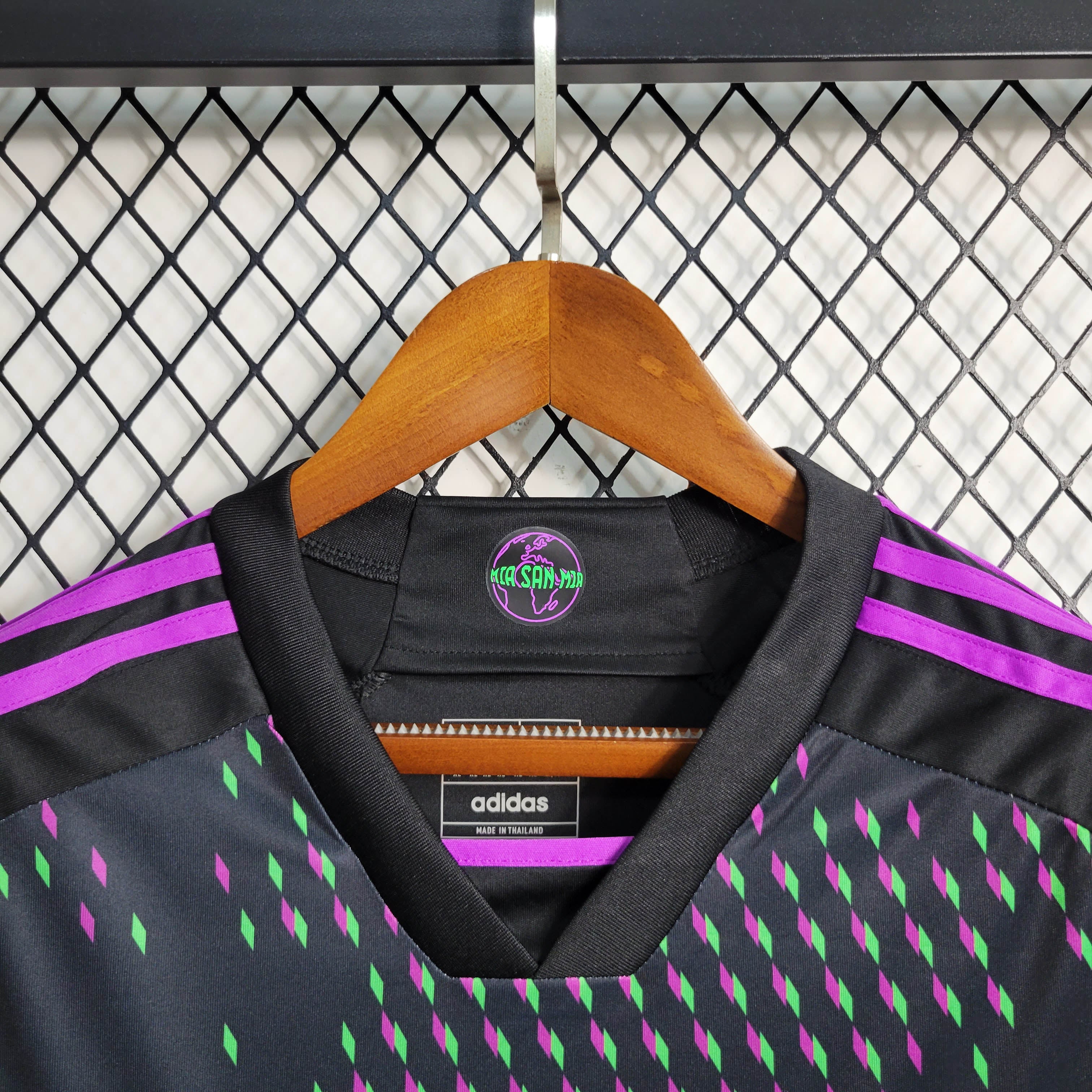 2023/2024 Bayern Munich Away