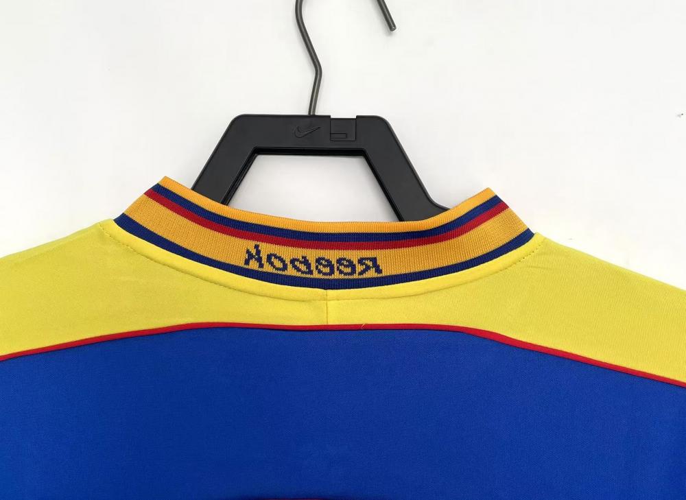 2001 Retro Colombia Home