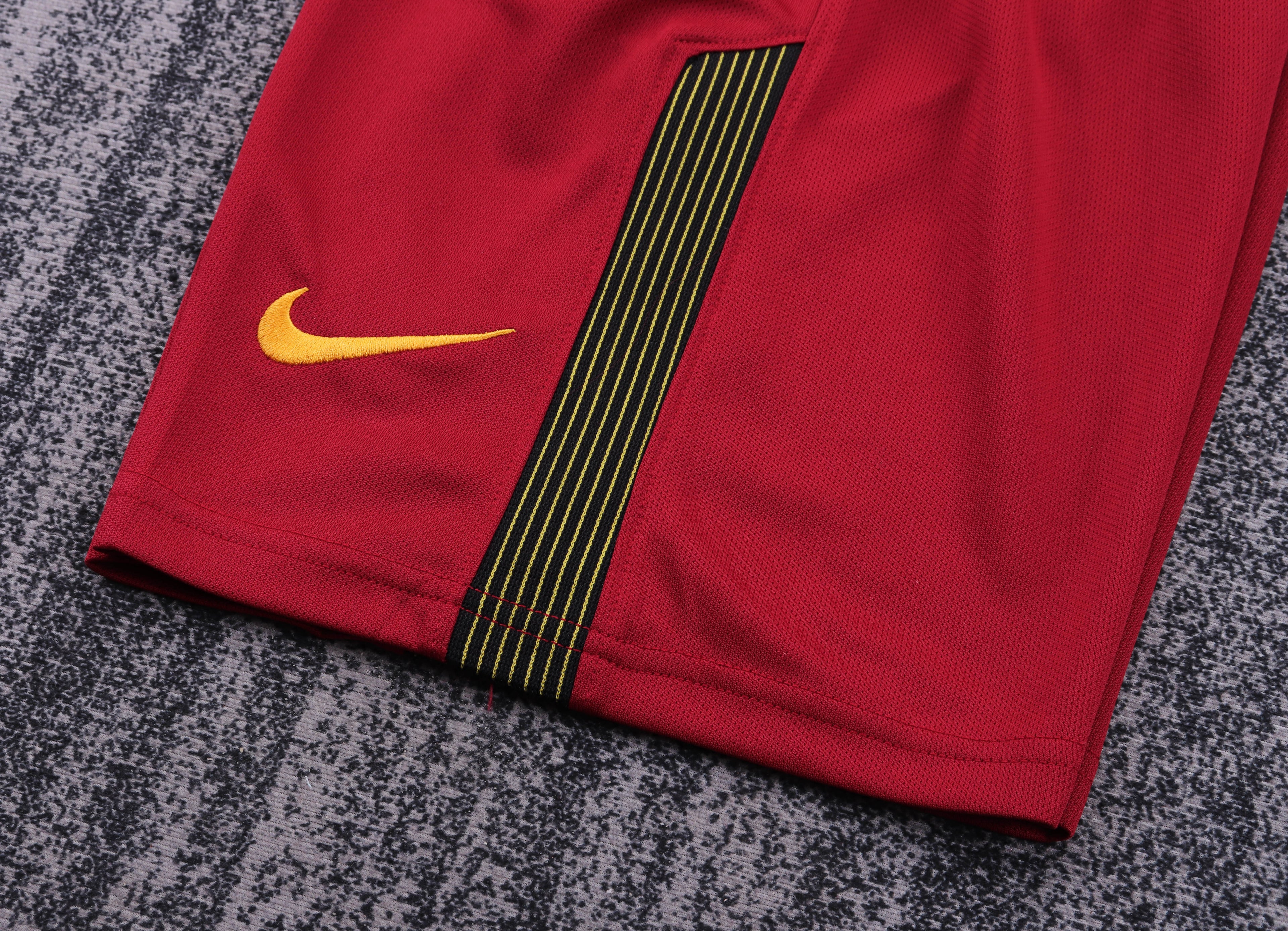 2017/2018 Retro Roma Home