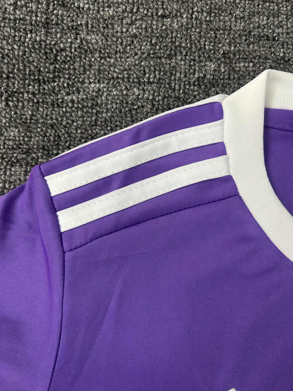 2016/2017 Retro Long Sleeve Real Madrid Away