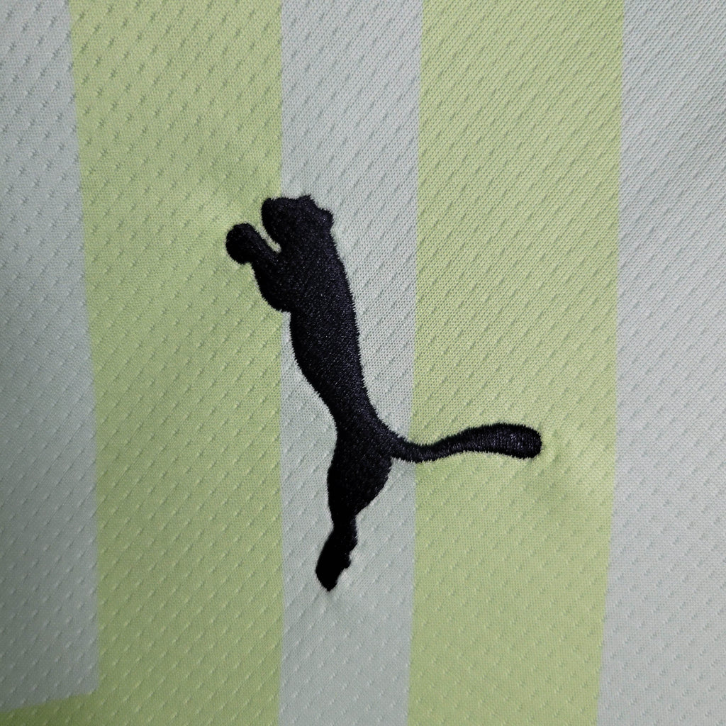 2023/2024 Borussia Mönchengladbach Goalkeeper Fluorescent Green
