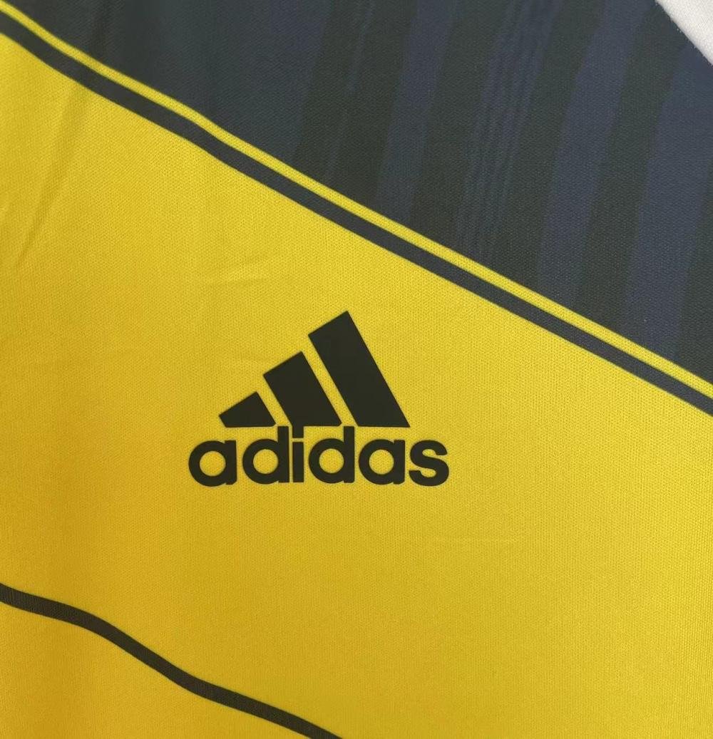 2014 Retro Colombia Home