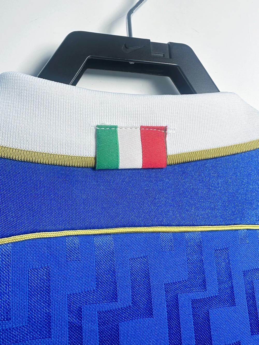 1995 Retro Italy Home Soccer Shirt