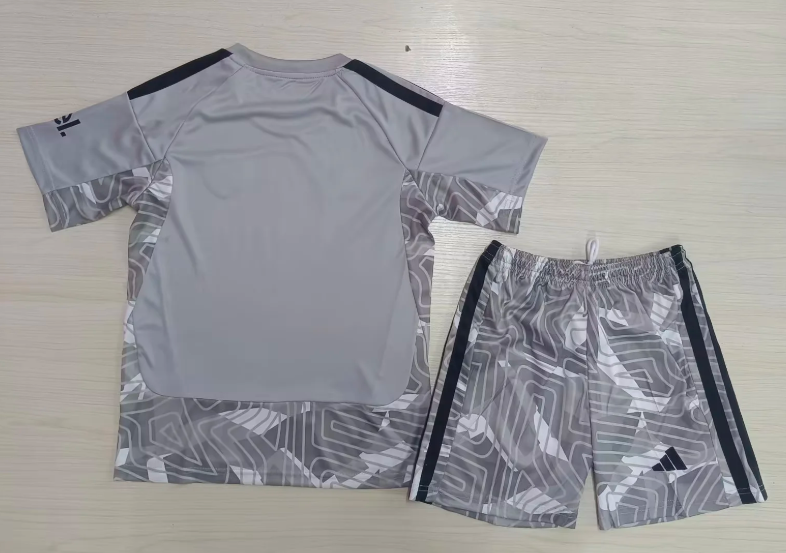 2026/2027 Arsenal Goalkeeper Football Shirt 1:1 Thai Quality Kids Size topjersey
