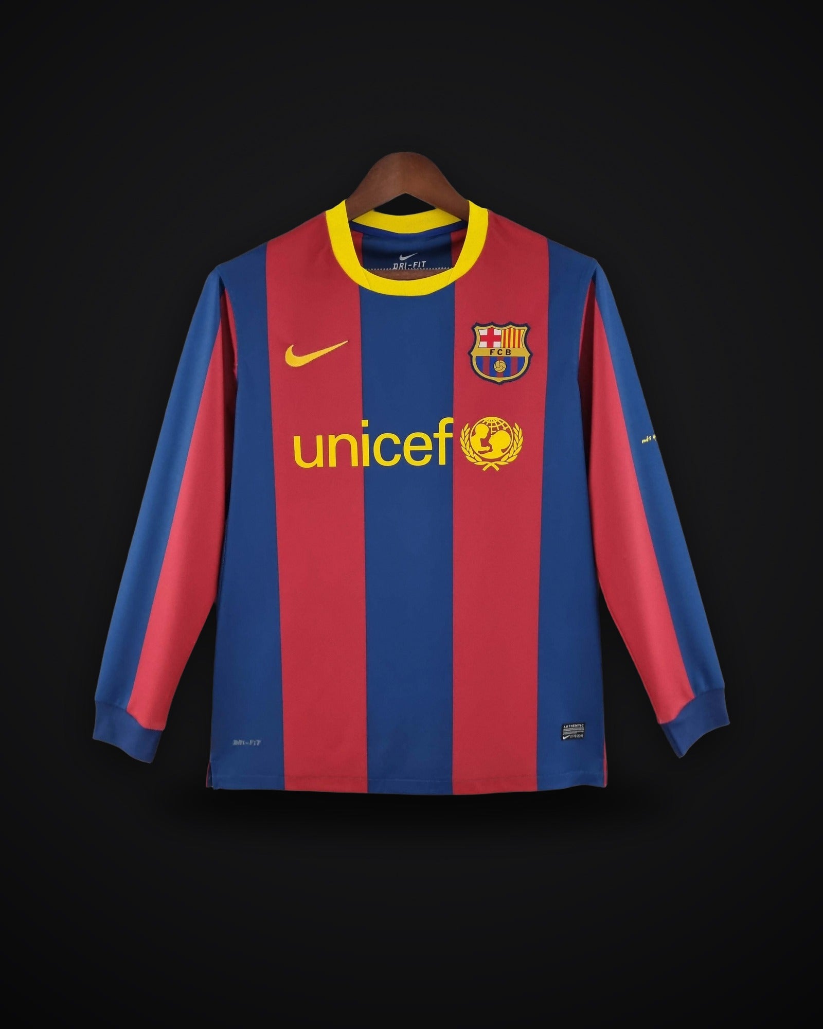 2010/2011 Retro Long Sleeve Barcelona Home