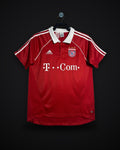 2005-2006 Retro Bayern Munich Home