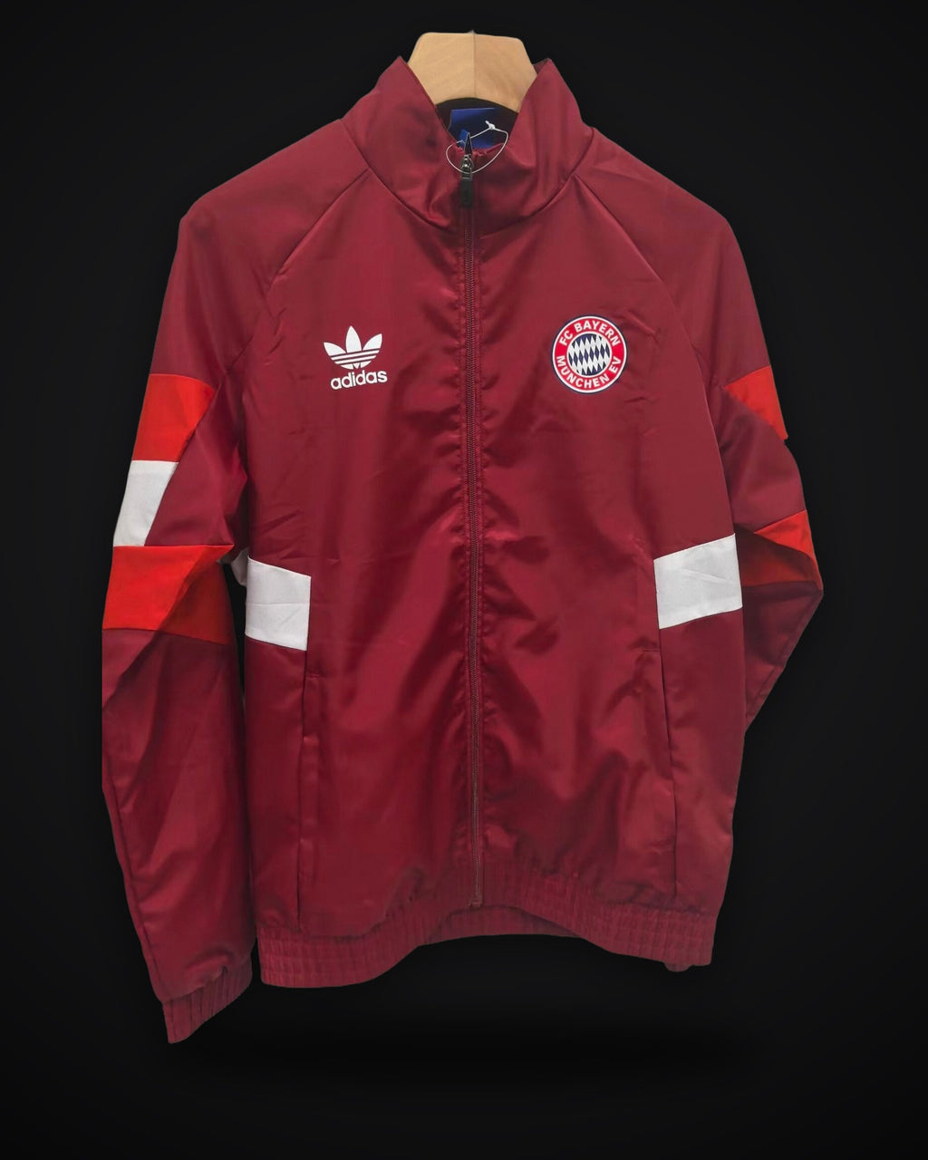 2024/2025 Bayern Munich Windbreaker Red
