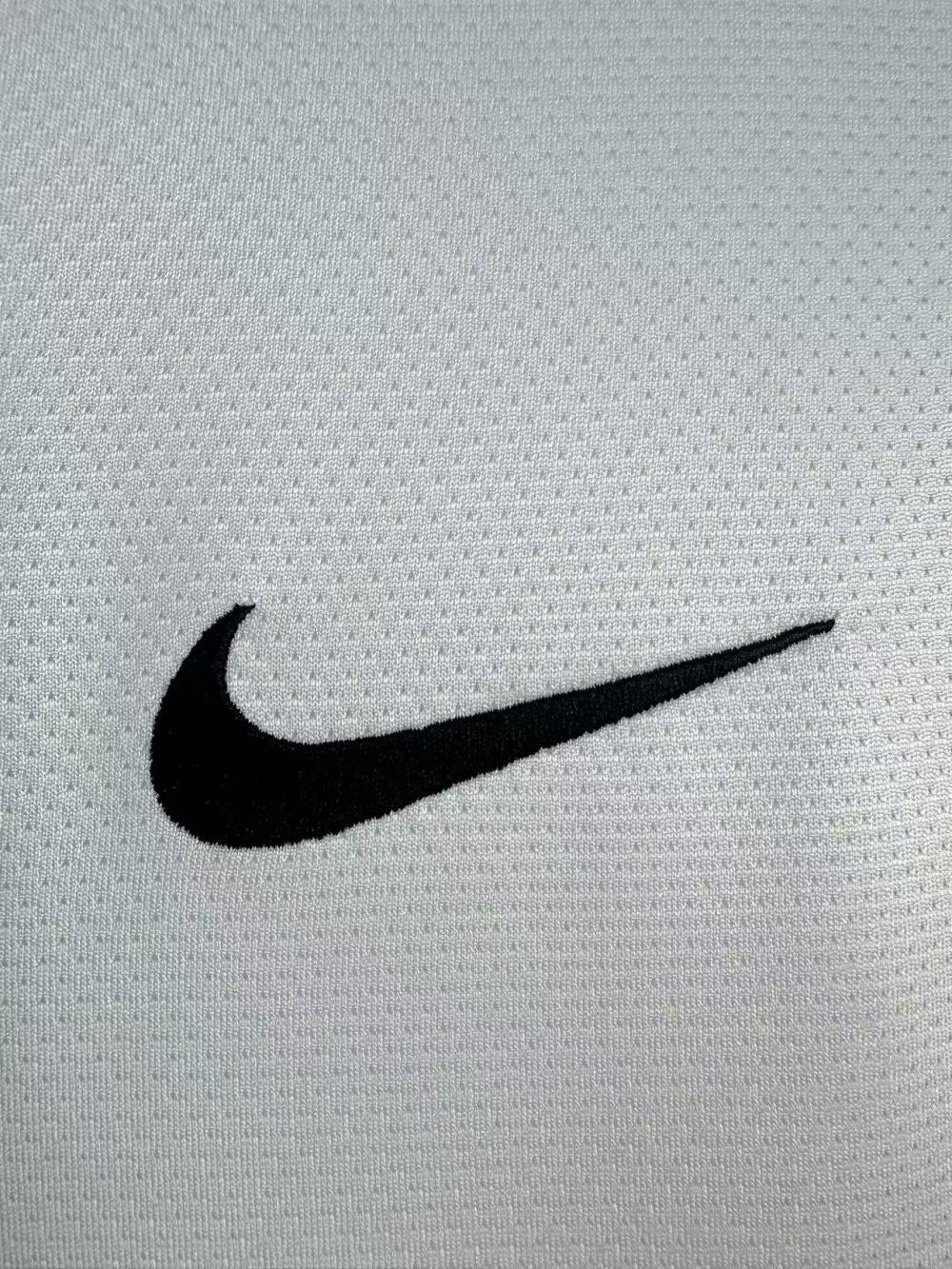 2010/2011 Retro Juventus Away